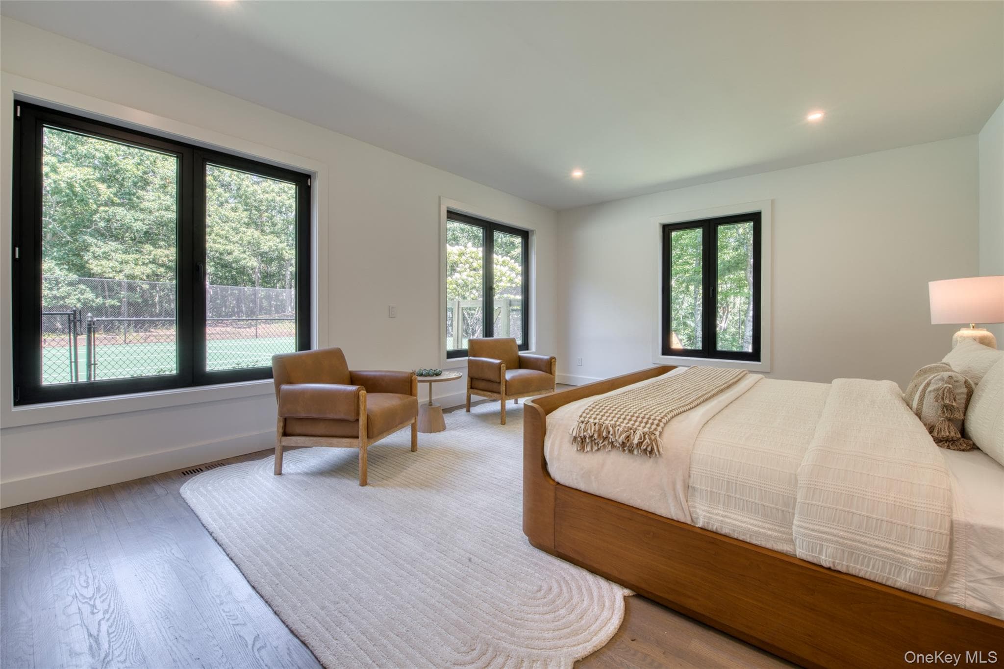 560 Little Noyac Path thumbnail 31