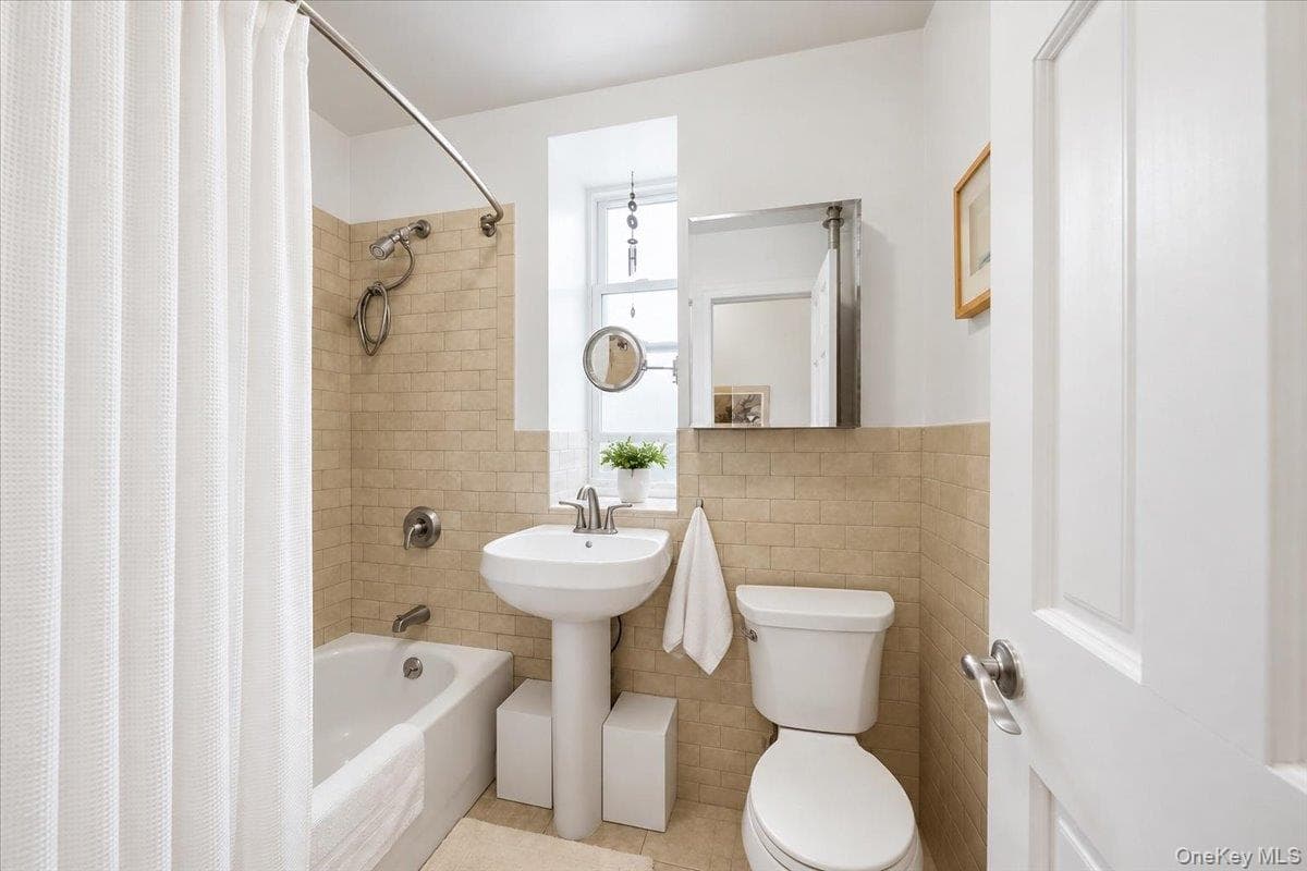 811 Walton Avenue AVE Unit: E18 thumbnail 10