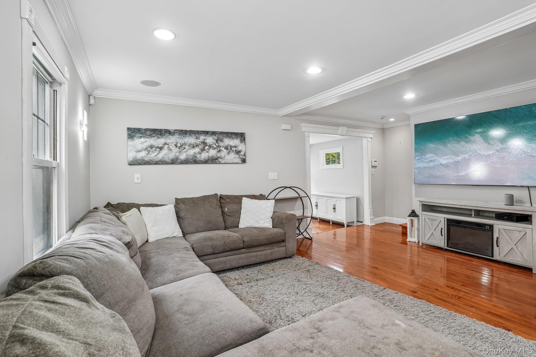 181 S Conger Avenue thumbnail 8