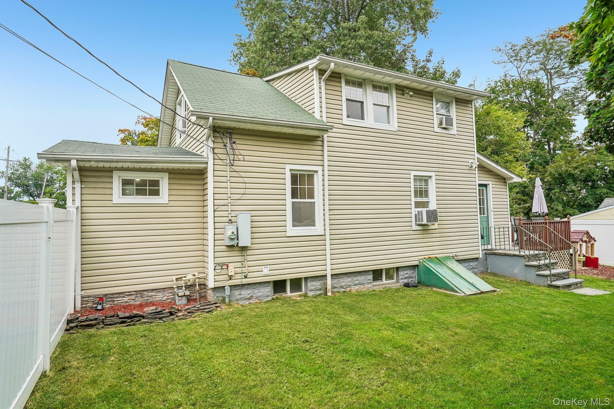 181 S Conger Avenue thumbnail 25