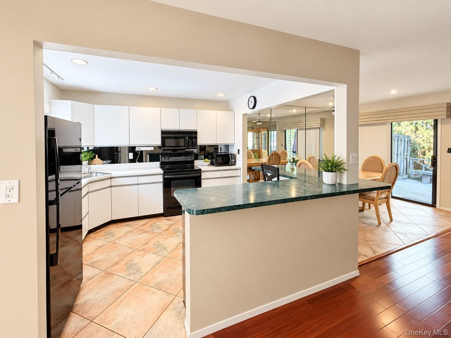 53 Villas Circle thumbnail 3