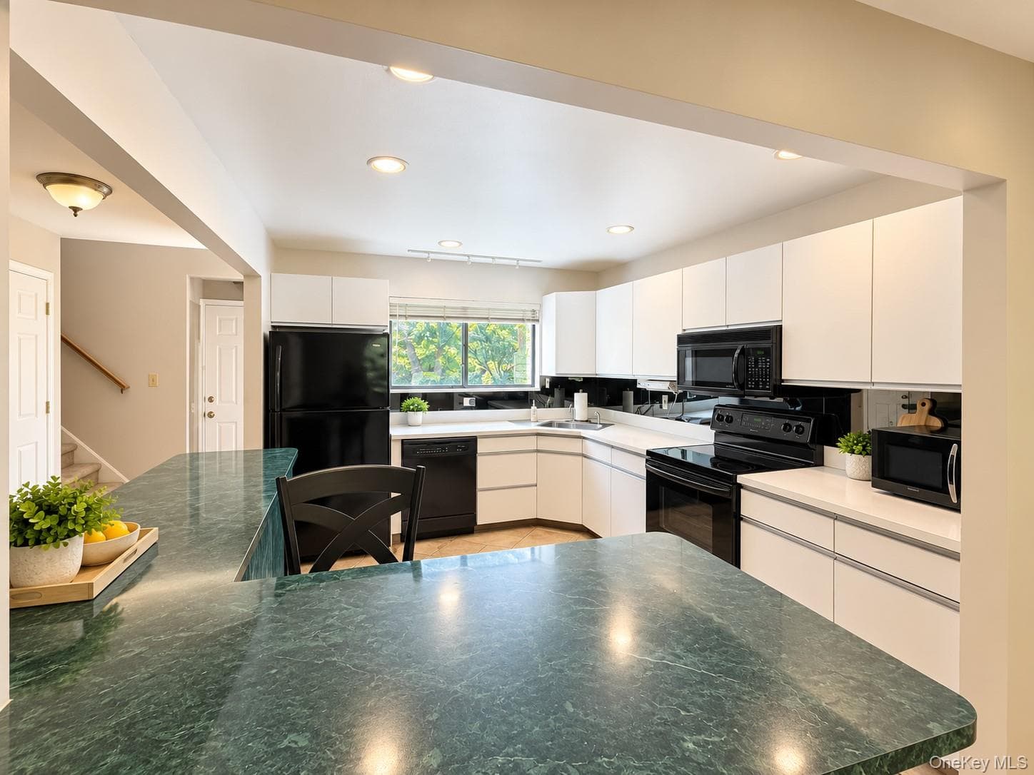 53 Villas Circle thumbnail 4