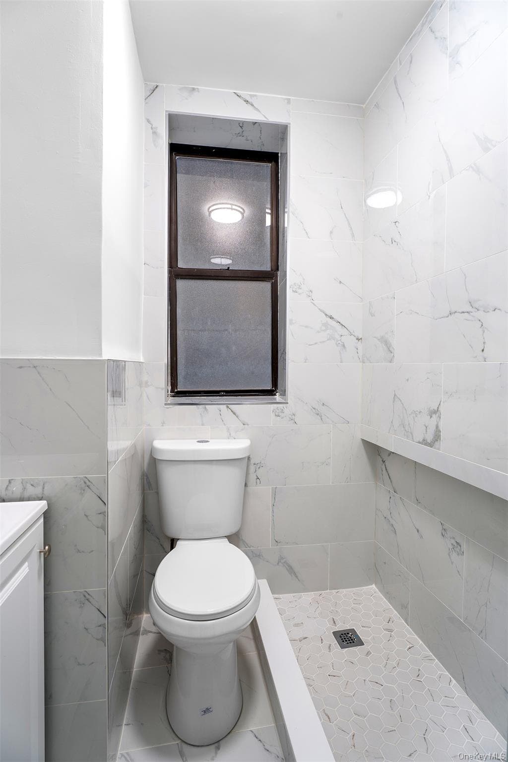 246 E 51st Street Unit: 8 thumbnail 7