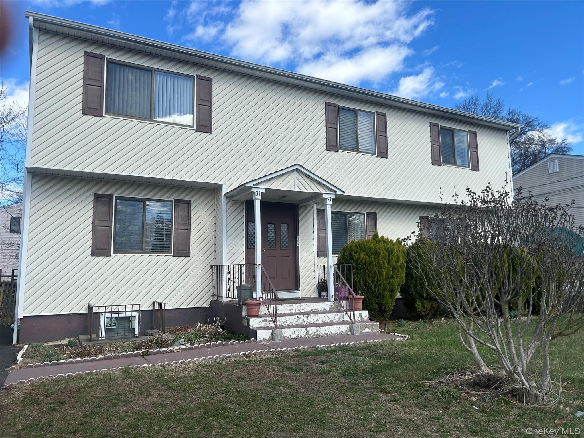 31-33 Gerow Avenue, Spring Valley