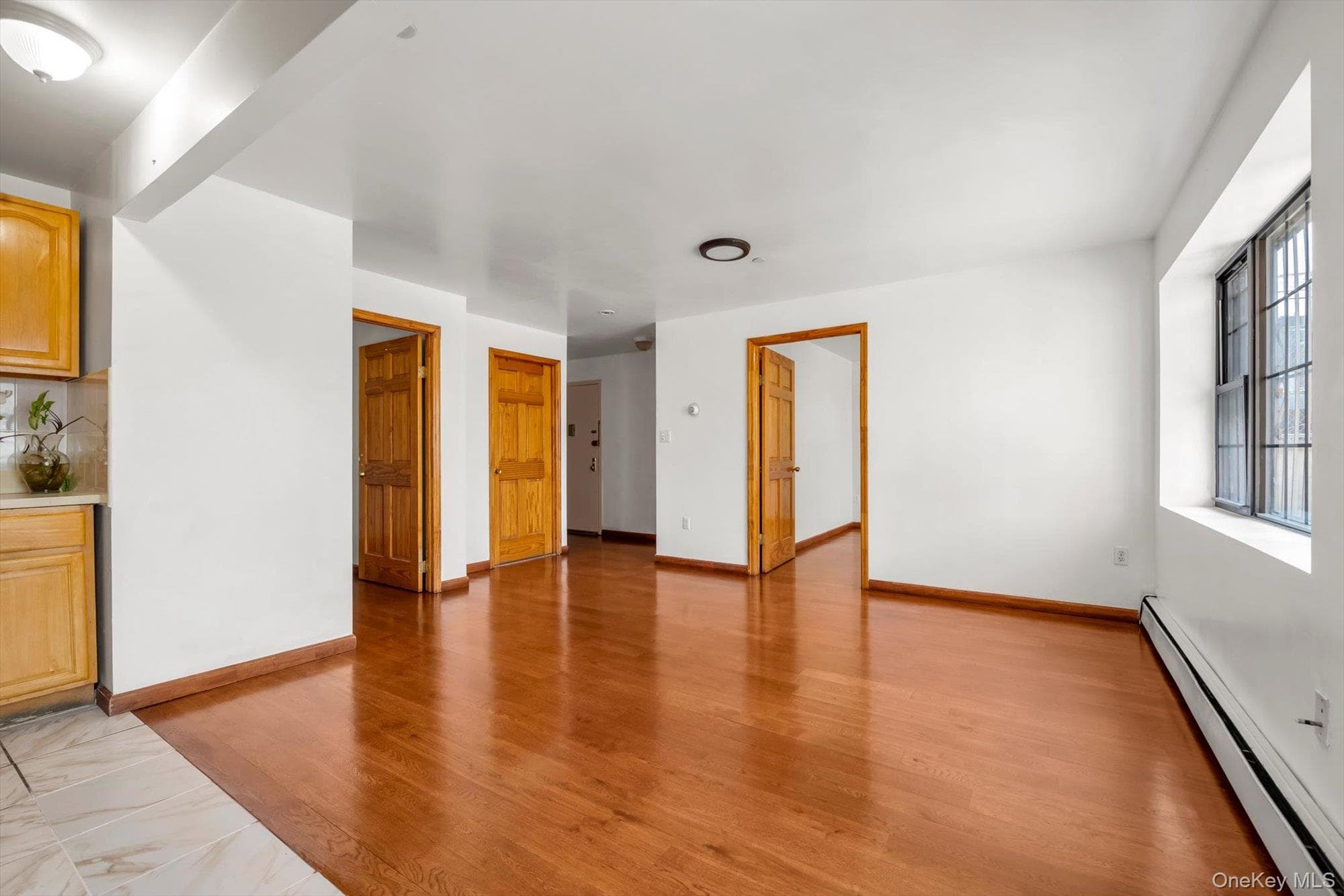 9705 50th Avenue Unit: 1B thumbnail 2