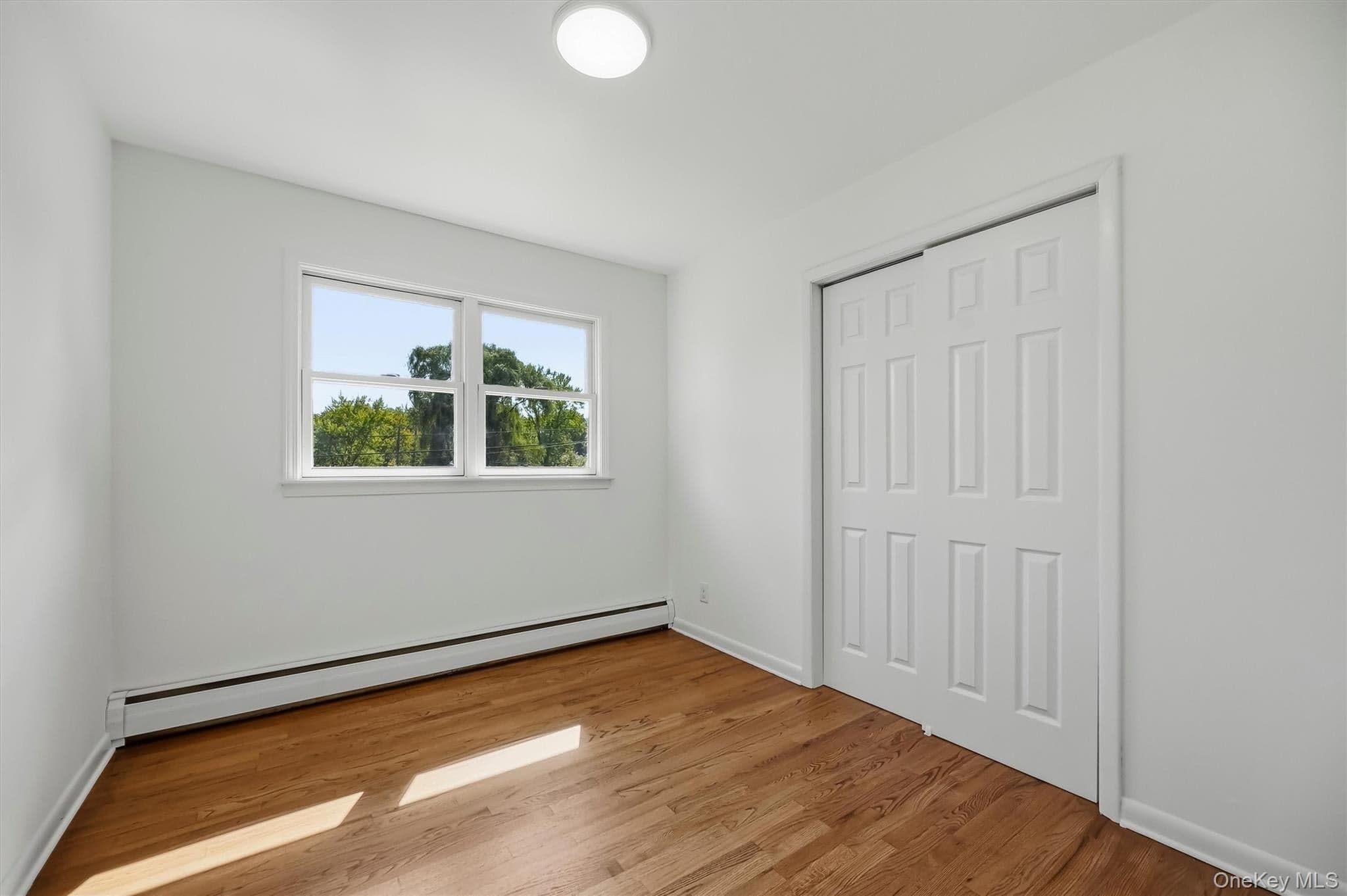 6 Lannis Avenue thumbnail 11