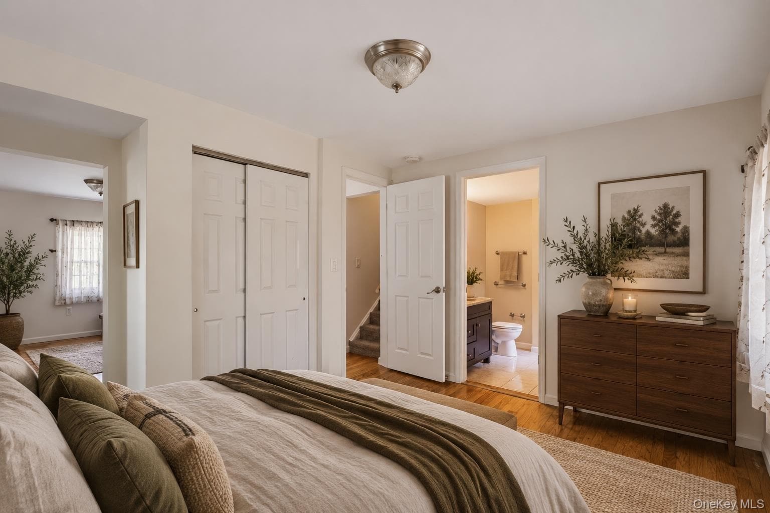 9 Horns Park Road thumbnail 12