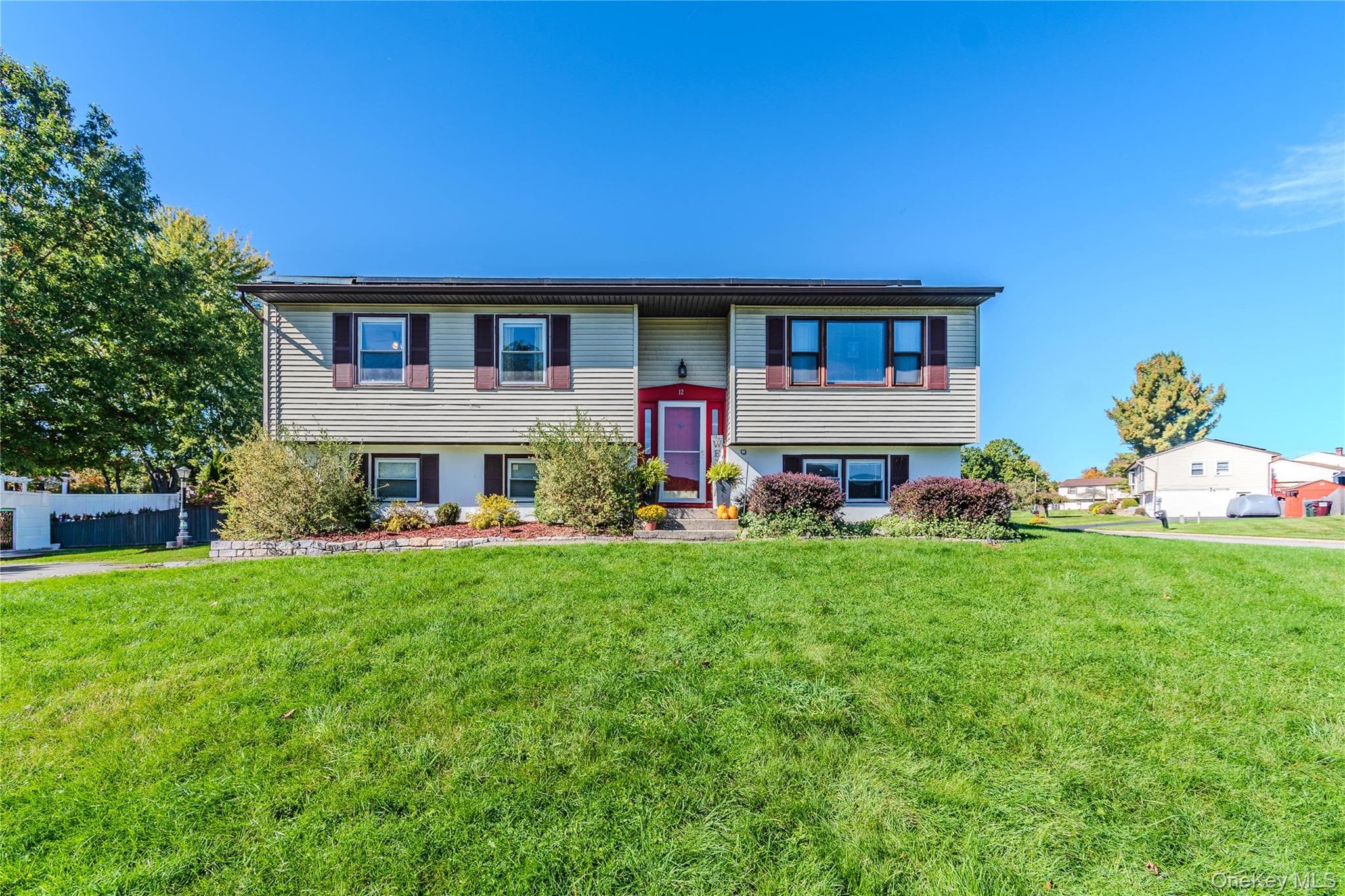 12 Winchester Way, Washingtonville