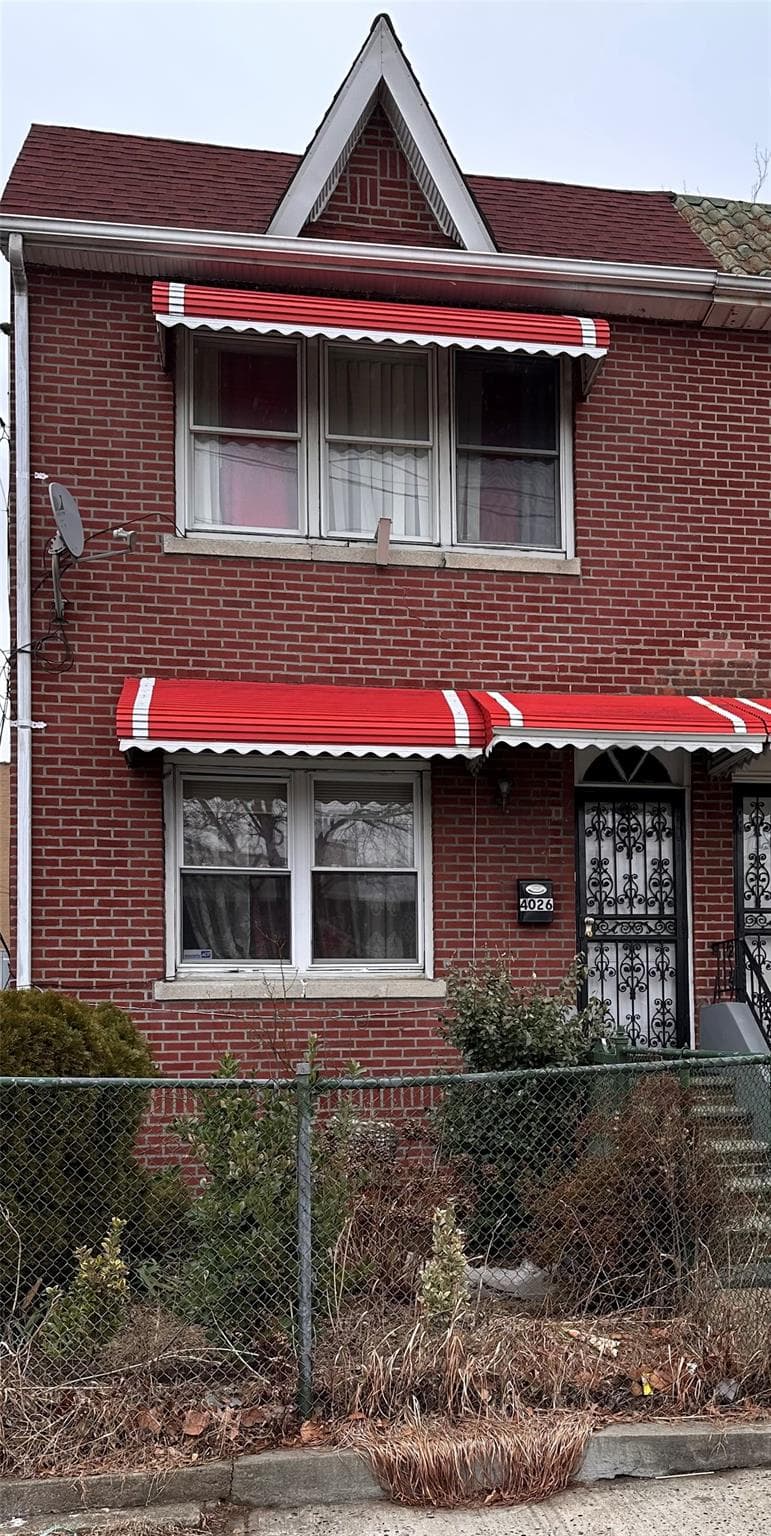 4026 Paulding Avenue thumbnail 2