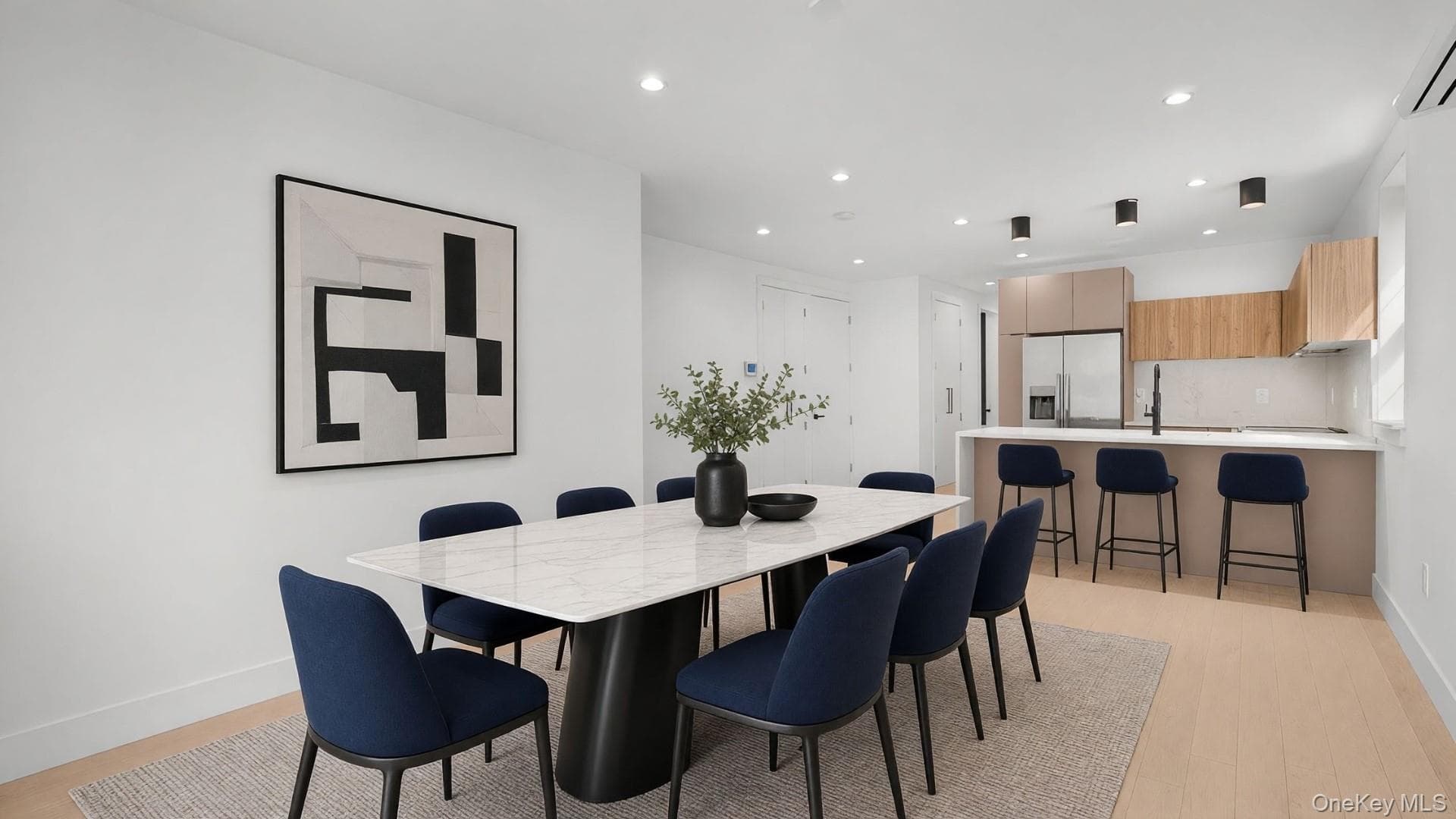 2424 Esplanade Avenue thumbnail 17