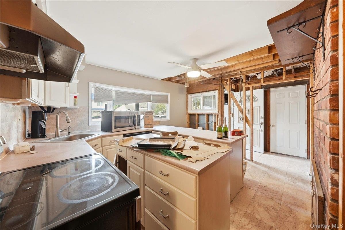 97 Cypress Lane thumbnail 9