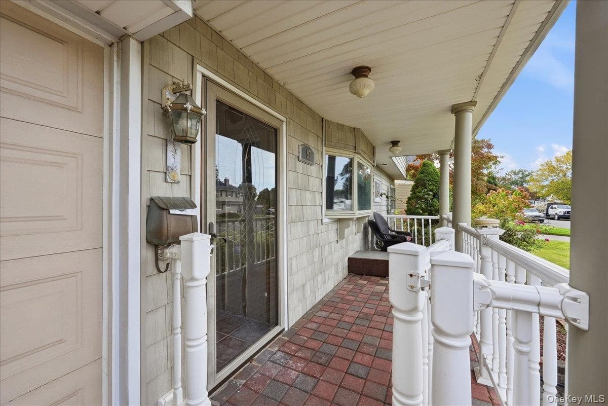 97 Cypress Lane thumbnail 6