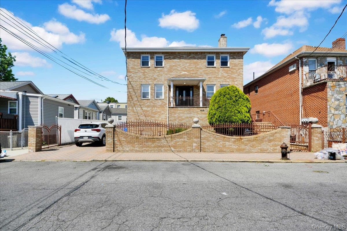 1015 Dean Avenue thumbnail 21