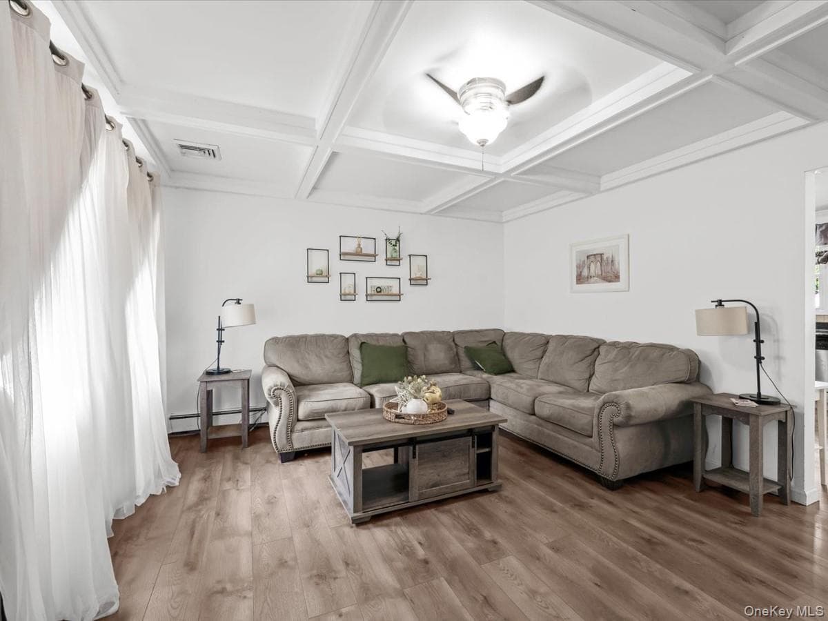 269 Carleton Drive thumbnail 3