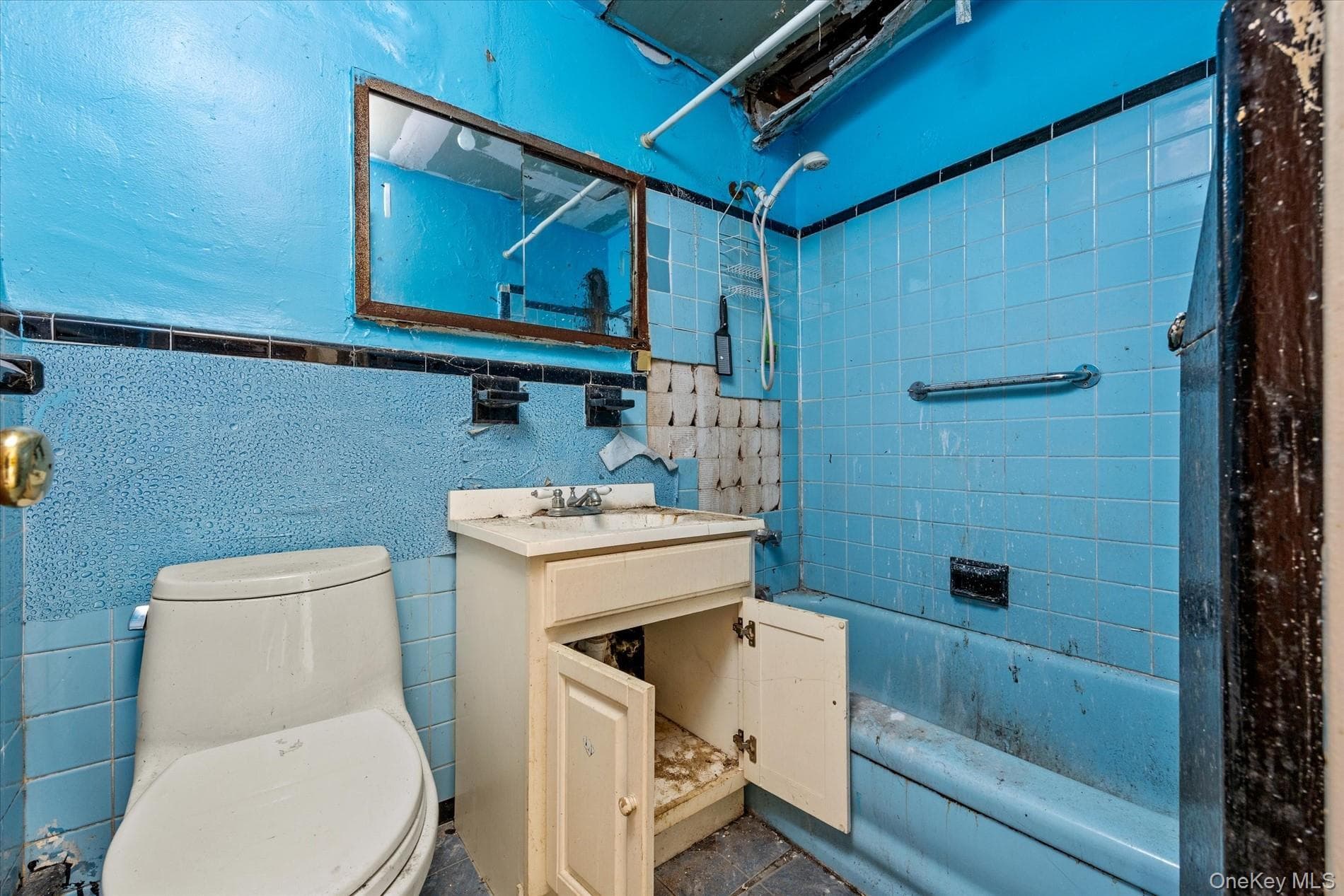 3768 Laconia Avenue thumbnail 12