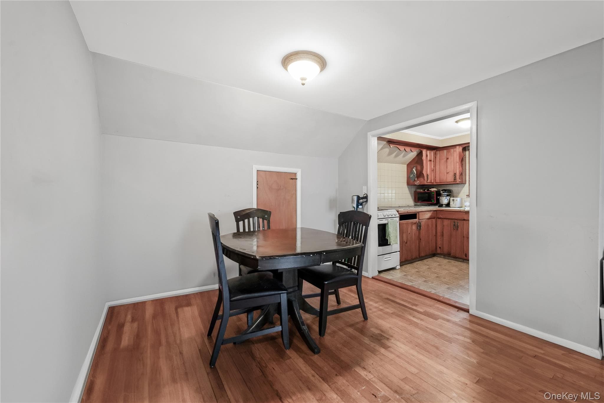280 S Bayview Avenue thumbnail 22