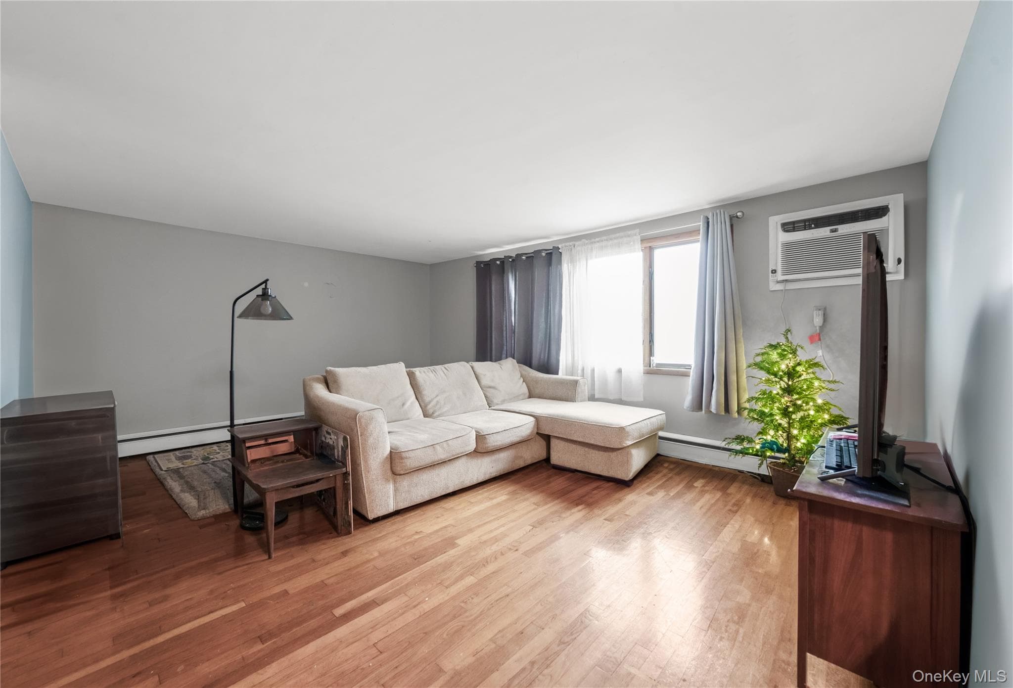 280 S Bayview Avenue thumbnail 21
