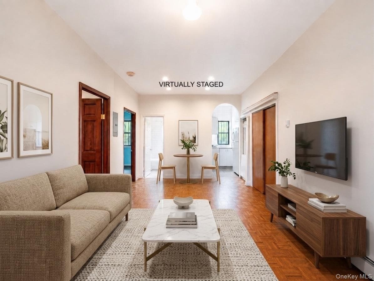 9206 50th Avenue Unit: 1A thumbnail 3