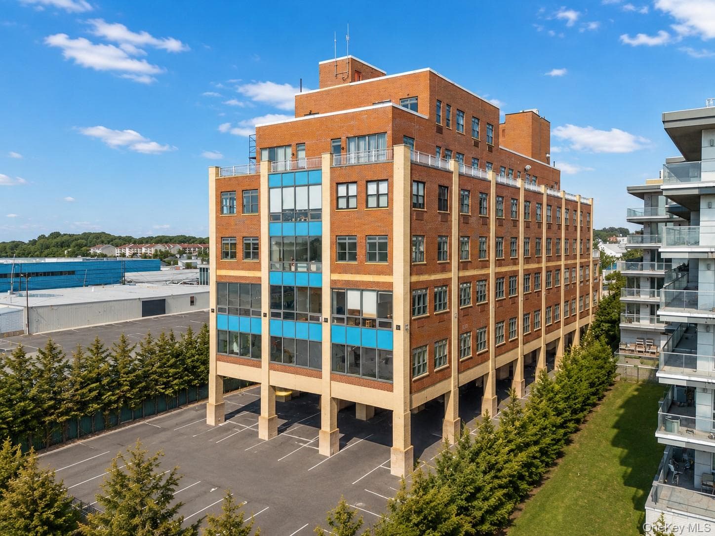 1434 110th Street Unit: 6F thumbnail 4