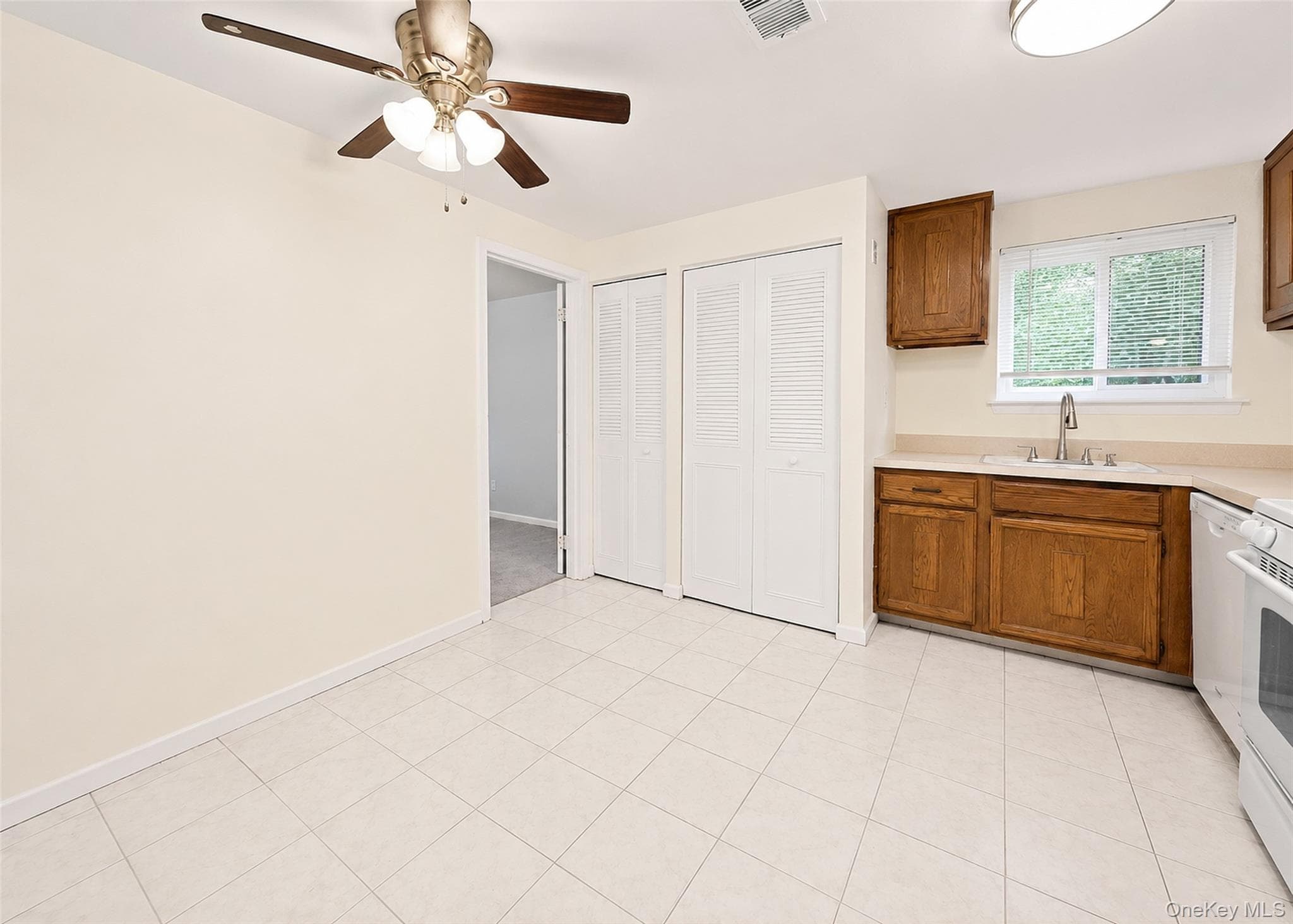 145 Cambridge Drive thumbnail 6