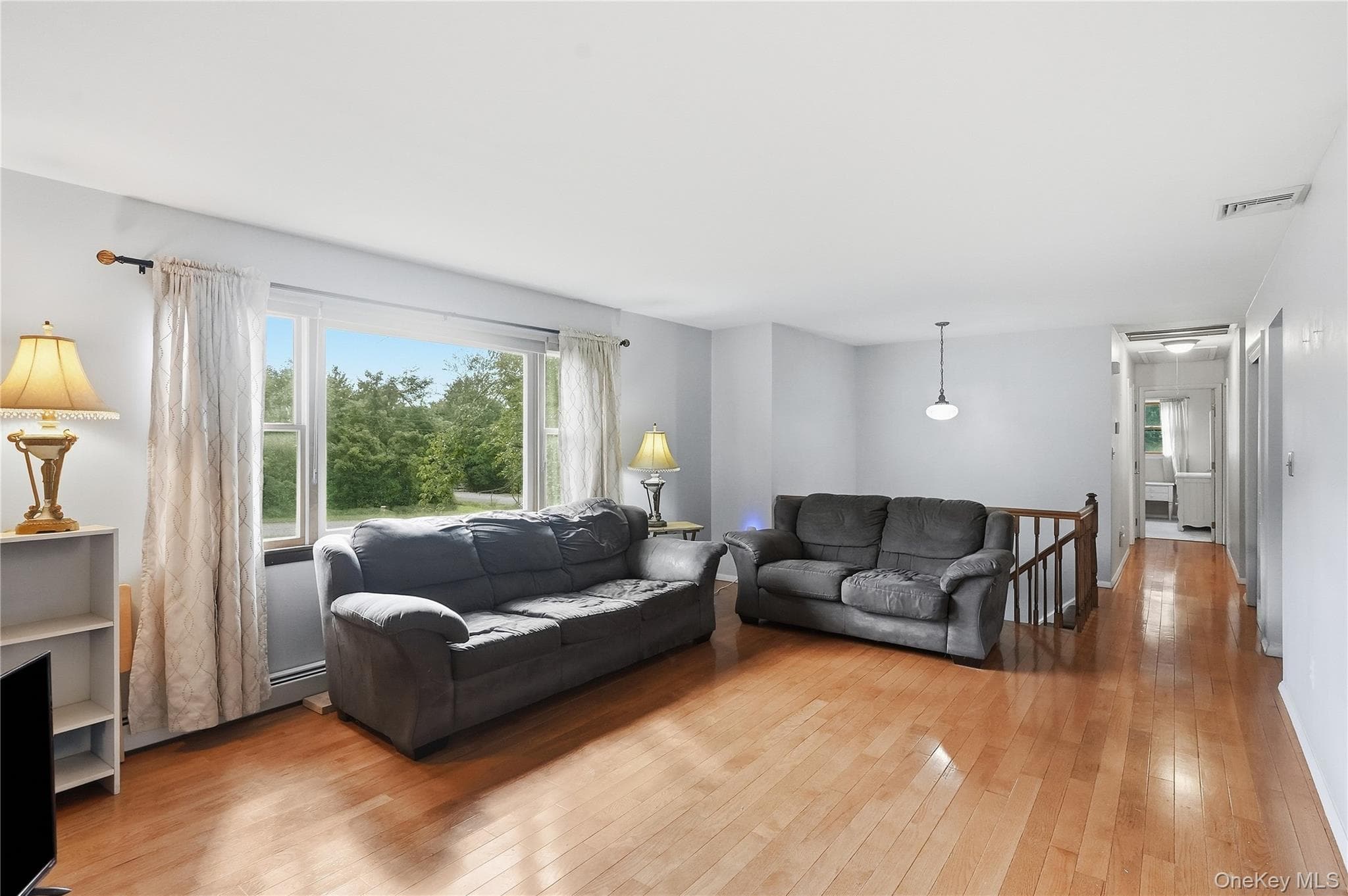 94 Booth Road thumbnail 9
