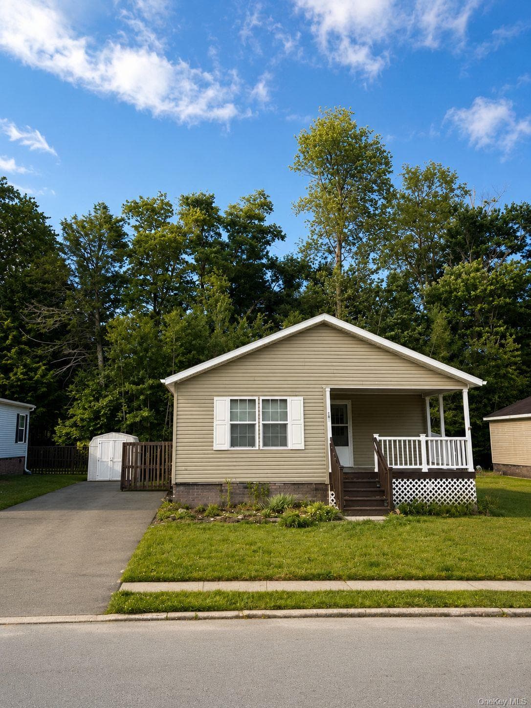 18 Forsythia Drive, Monticello