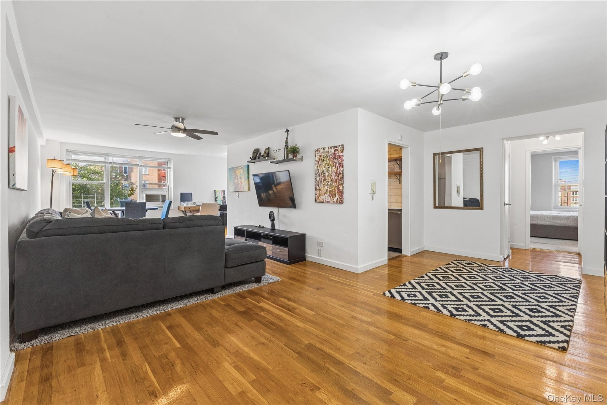 18-40 211th Street Unit: 3J thumbnail 5