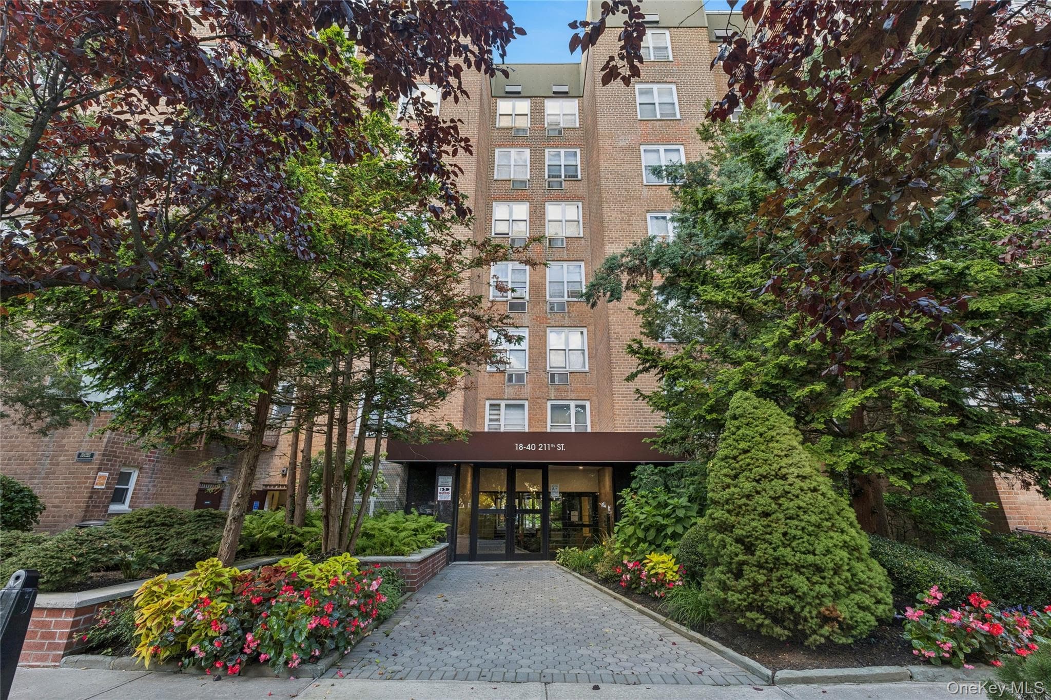 18-40 211th Street Unit: 3J, Bayside