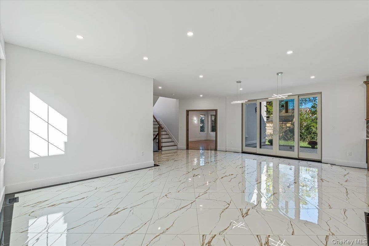740 Willow Road thumbnail 6