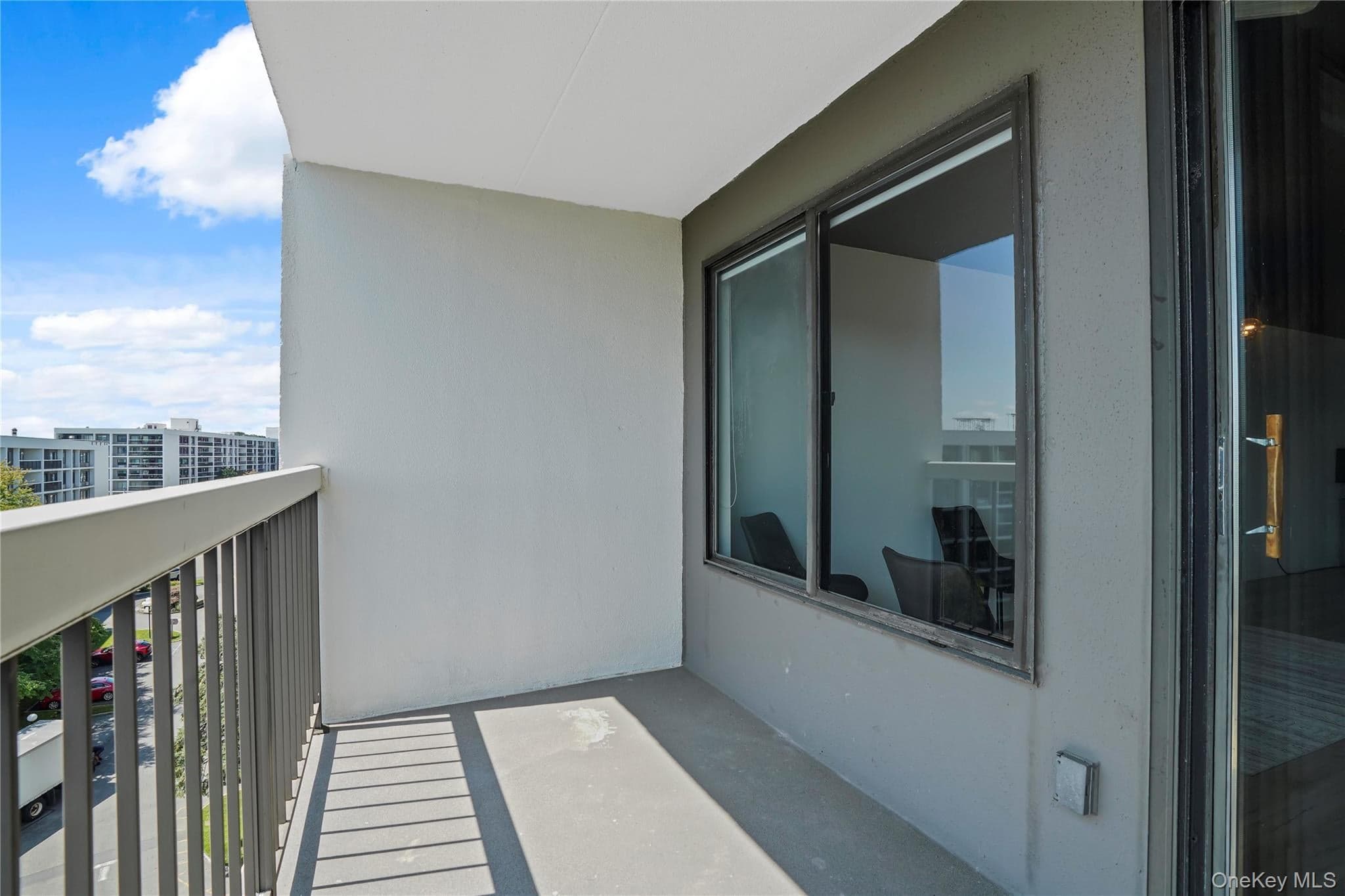 500 High Point Drive Unit: 709 thumbnail 25