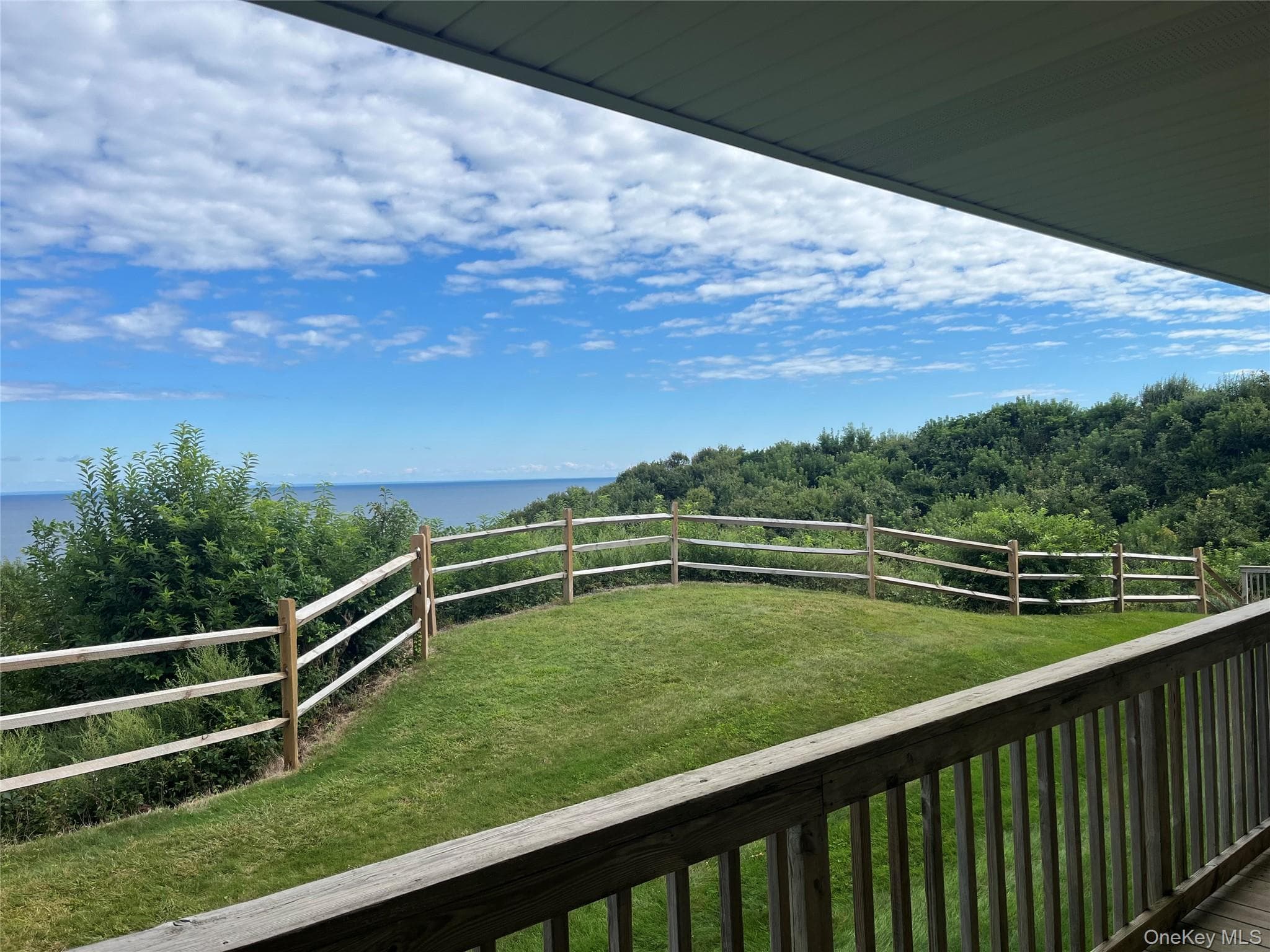 805 Bluffs Drive Unit: 805 thumbnail 3