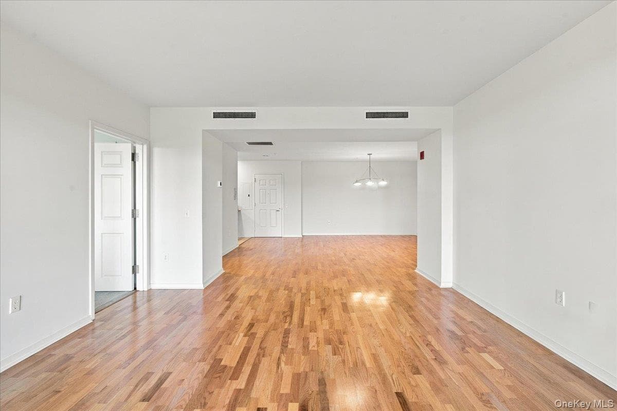 100 Harbor View Drive Unit: 651 thumbnail 10