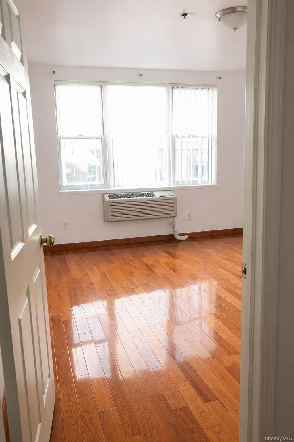 37-40 103rd St Unit: S1A thumbnail 3