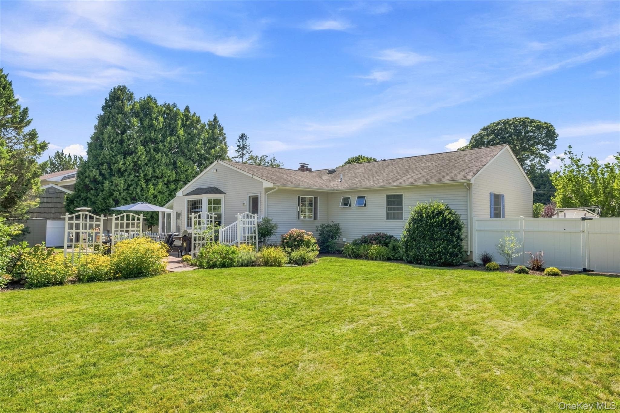 1035 Theresa Drive thumbnail 20
