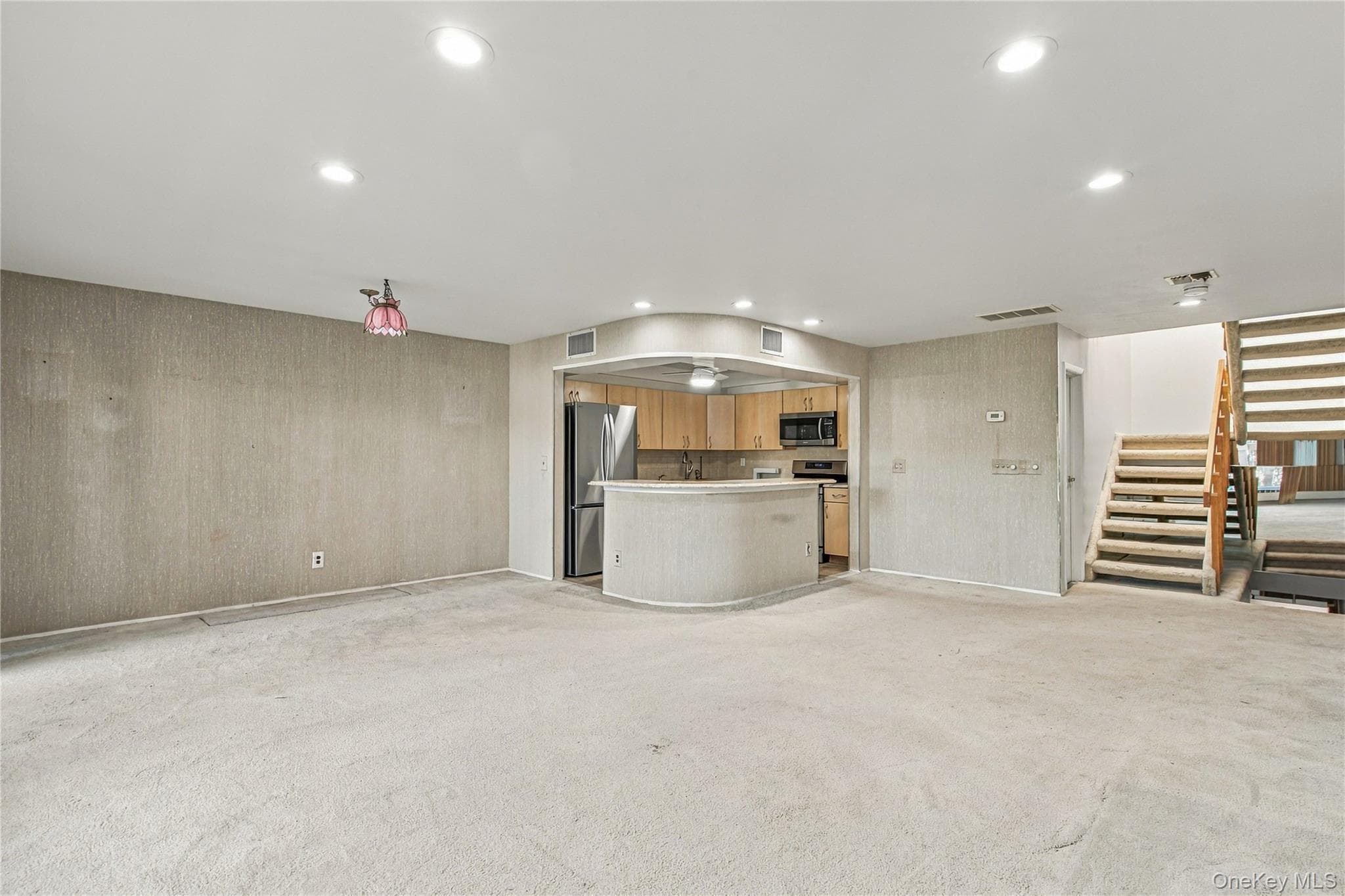 1301 Michael Court Unit: 1624 thumbnail 6
