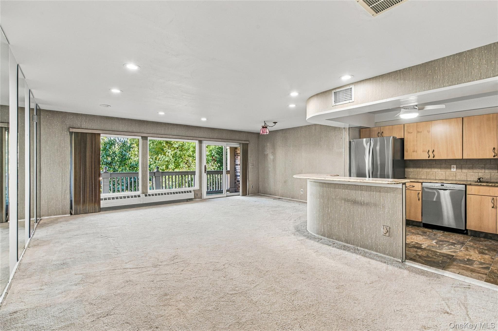 1301 Michael Court Unit: 1624 thumbnail 5