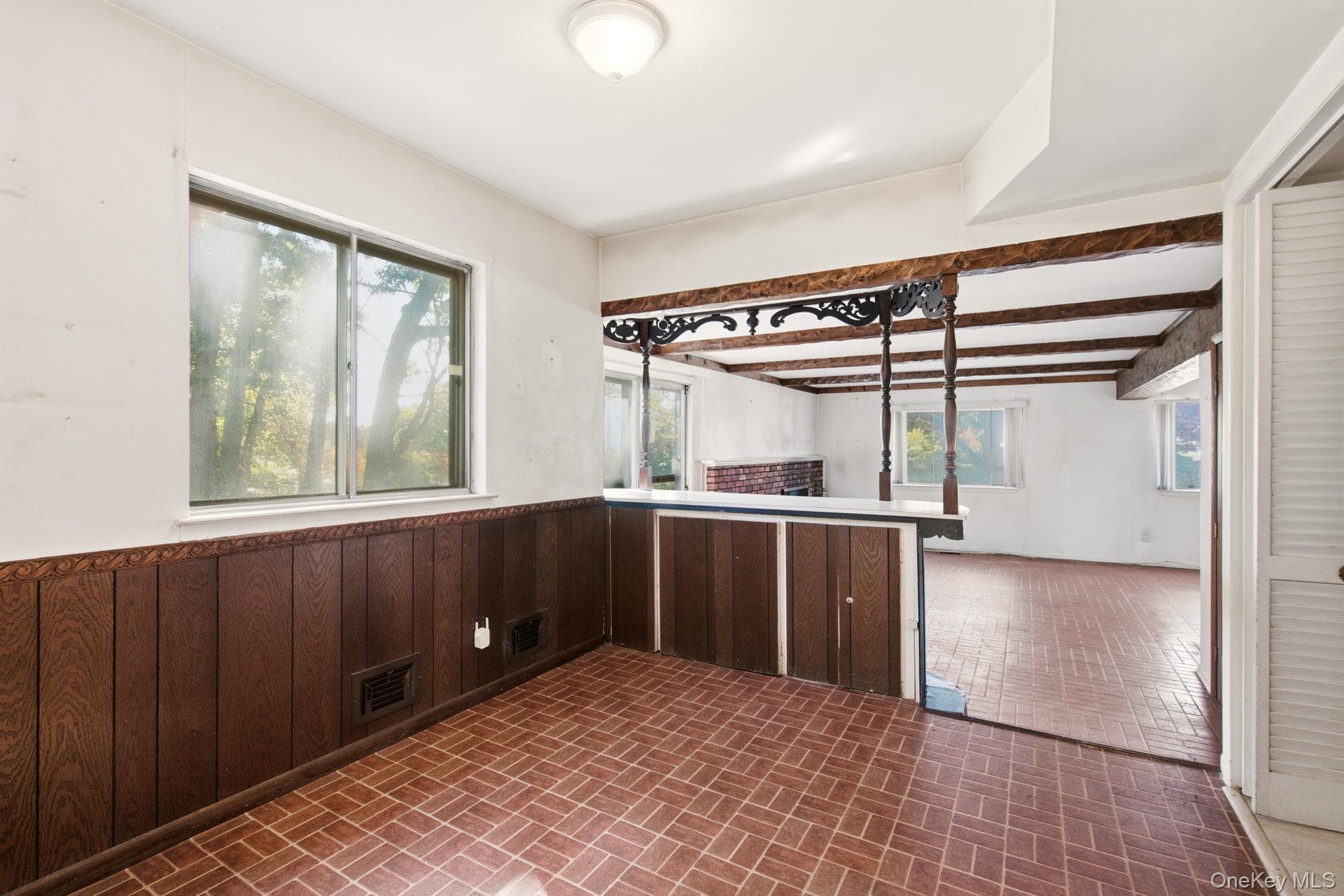 63 Lauren Avenue thumbnail 9