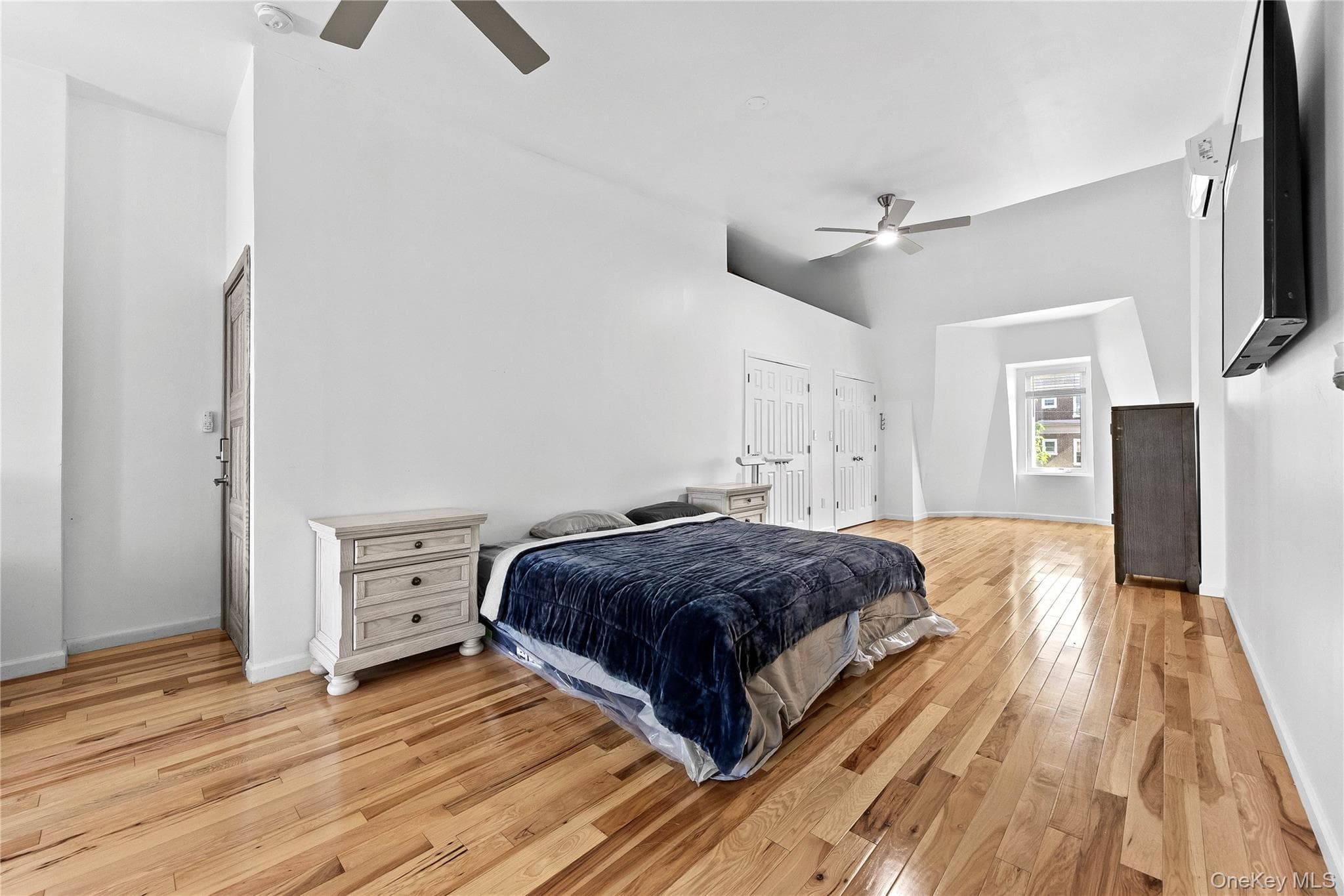 203 E Prospect Avenue thumbnail 12