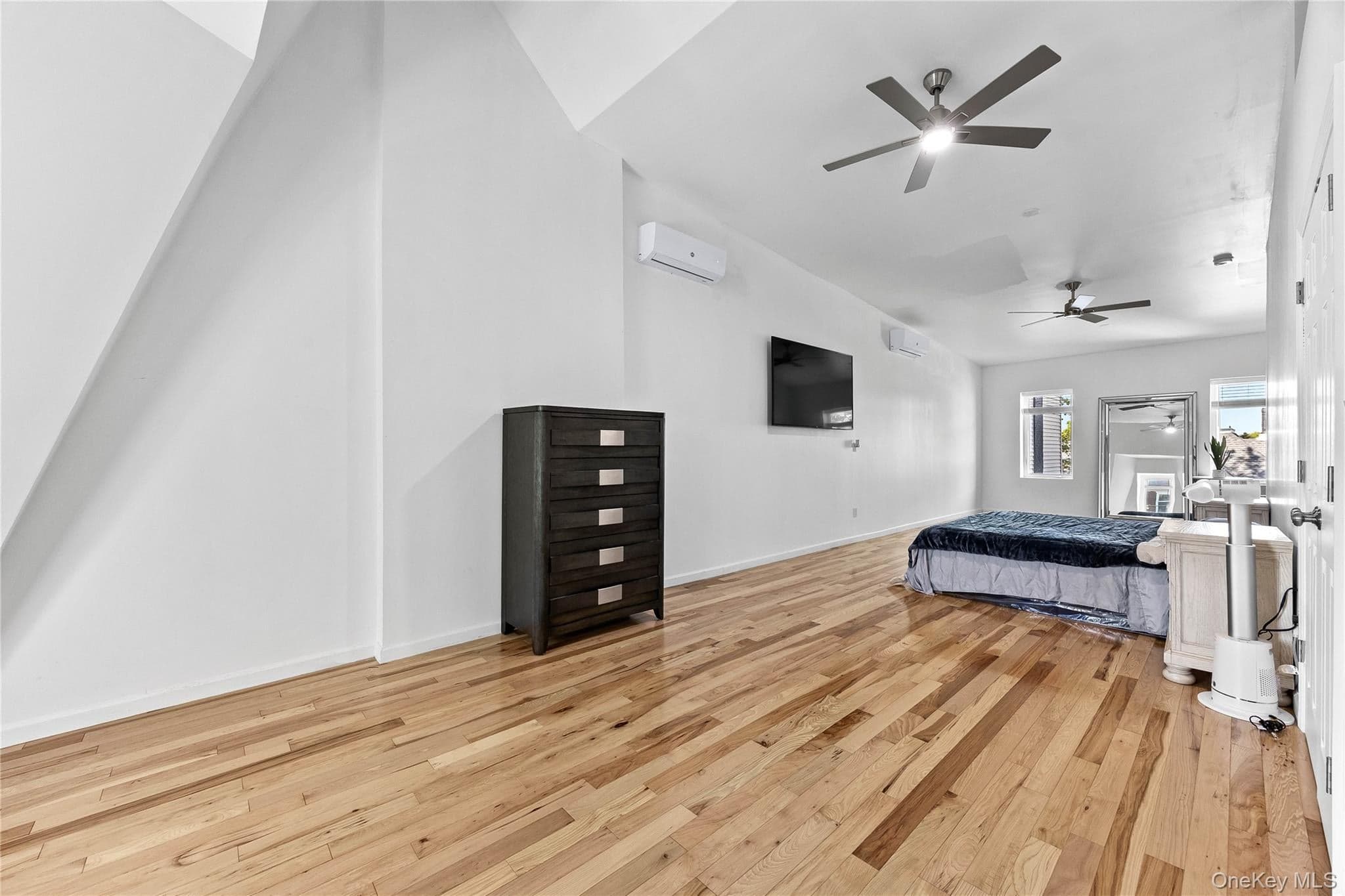 203 E Prospect Avenue thumbnail 15