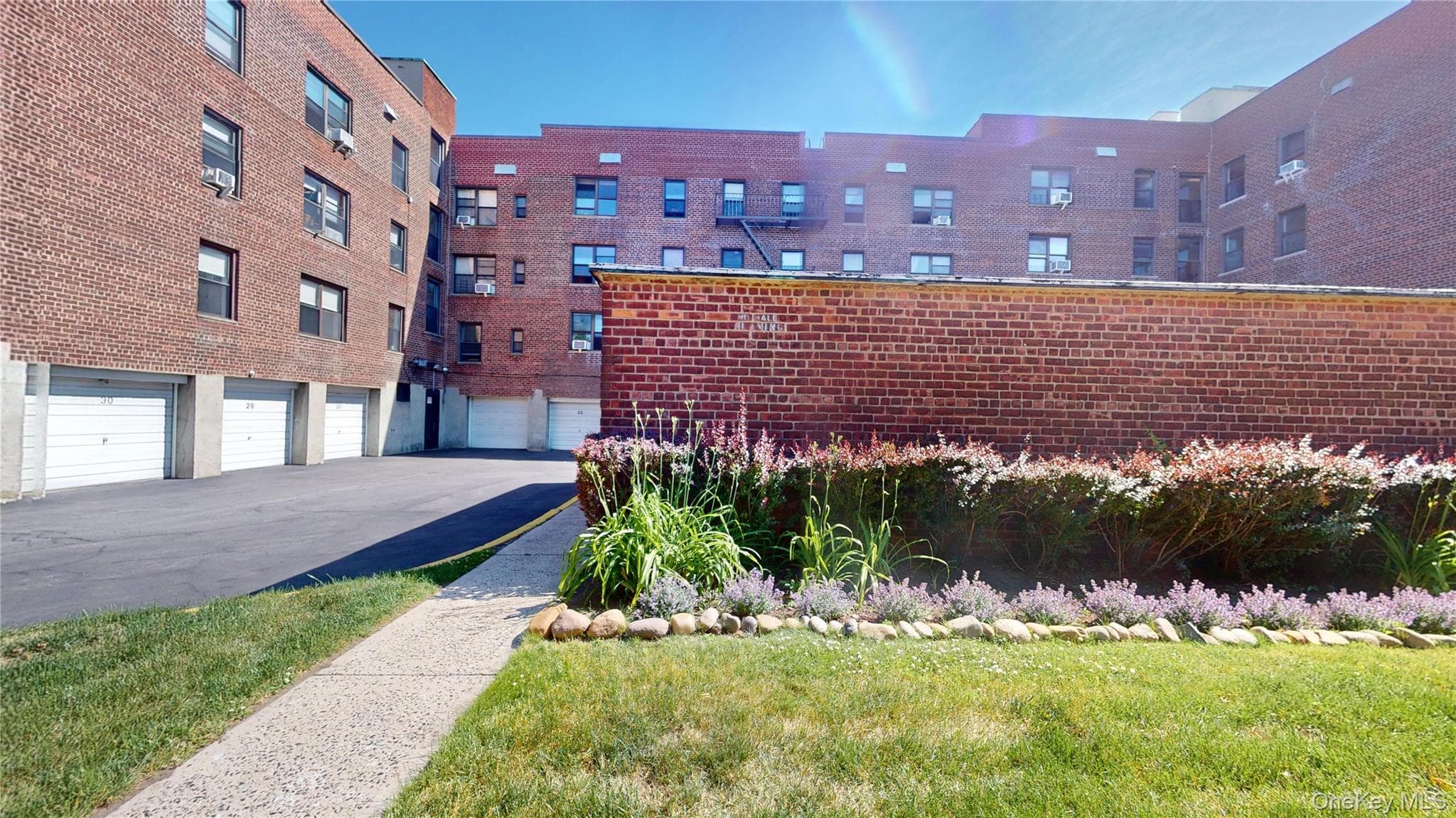 52-21 39th Road Unit: 2A thumbnail 19