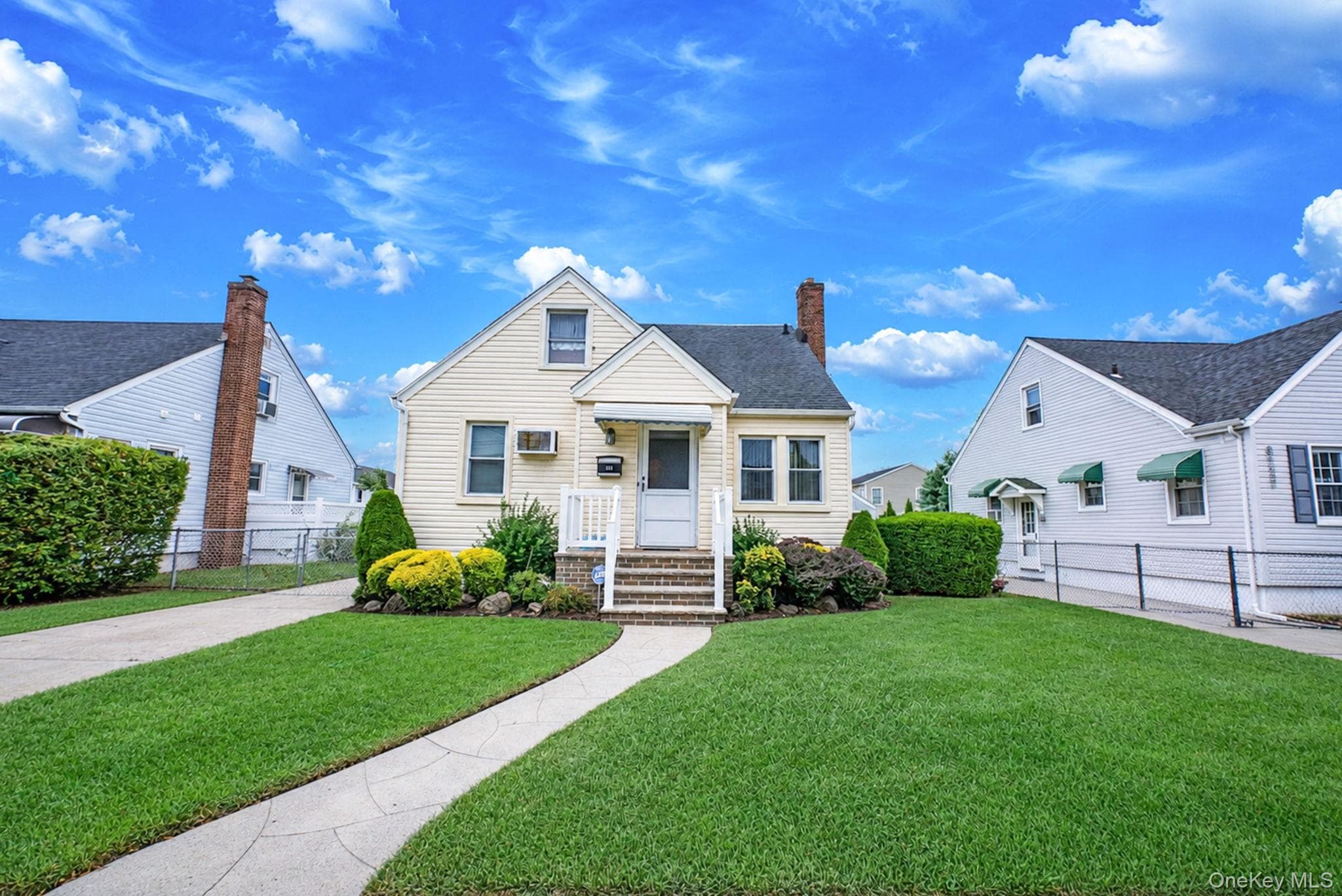 1111 Esther Street, Franklin Square