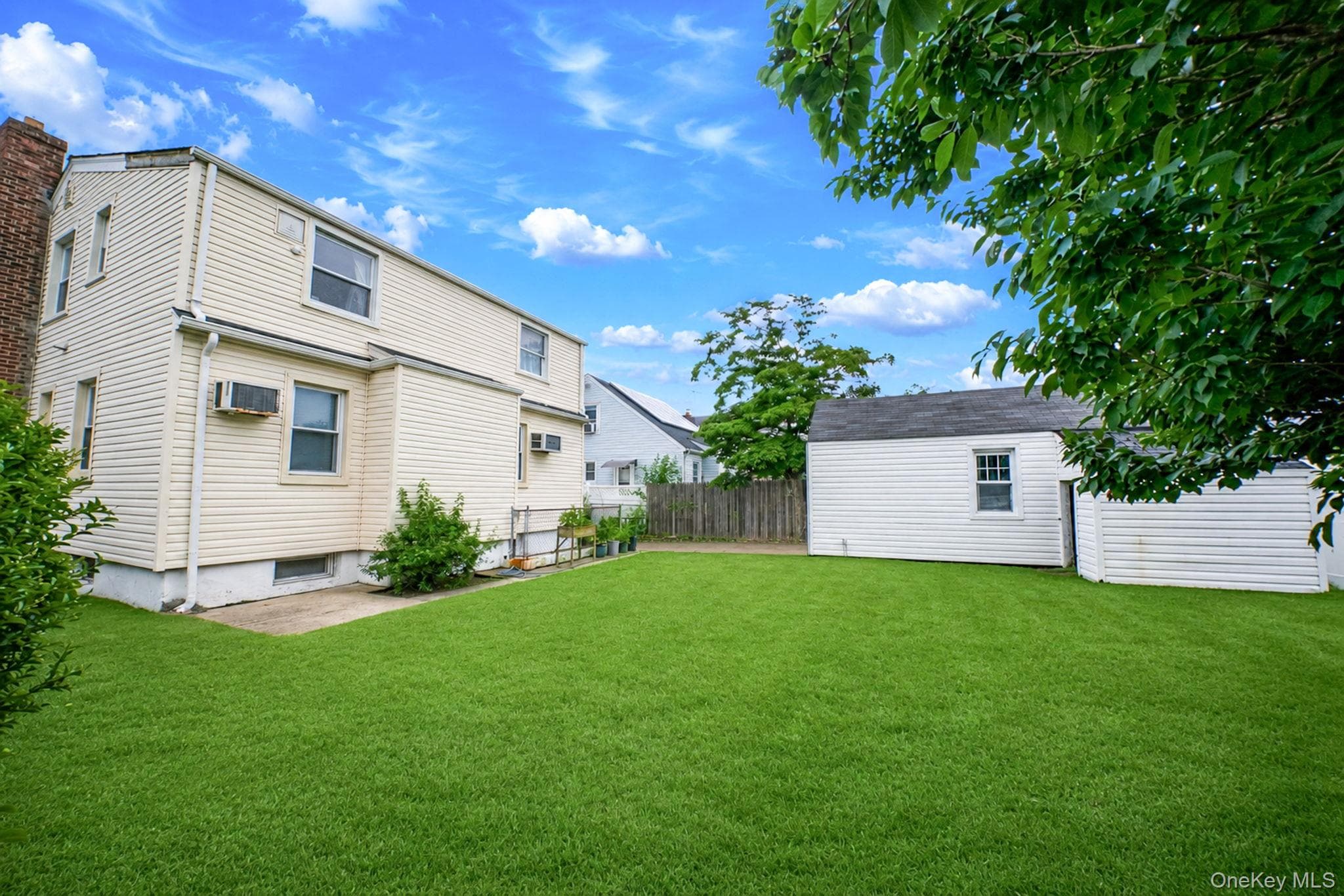 1111 Esther Street thumbnail 35