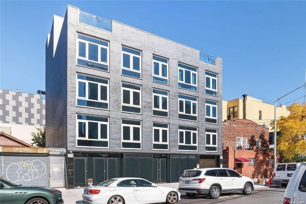 28-09 39th Avenue Unit: C thumbnail 2