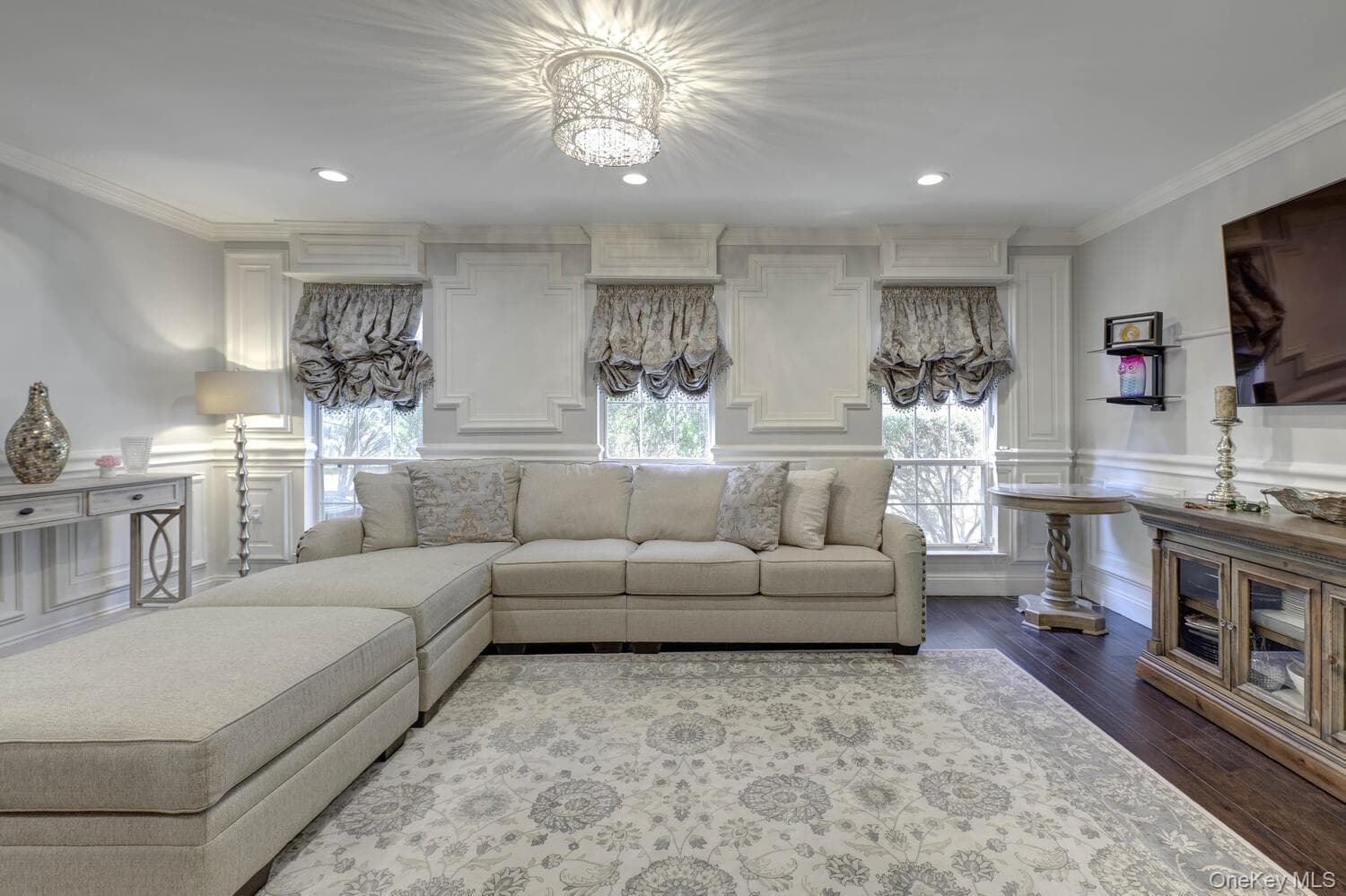2 Woodtree Drive thumbnail 8