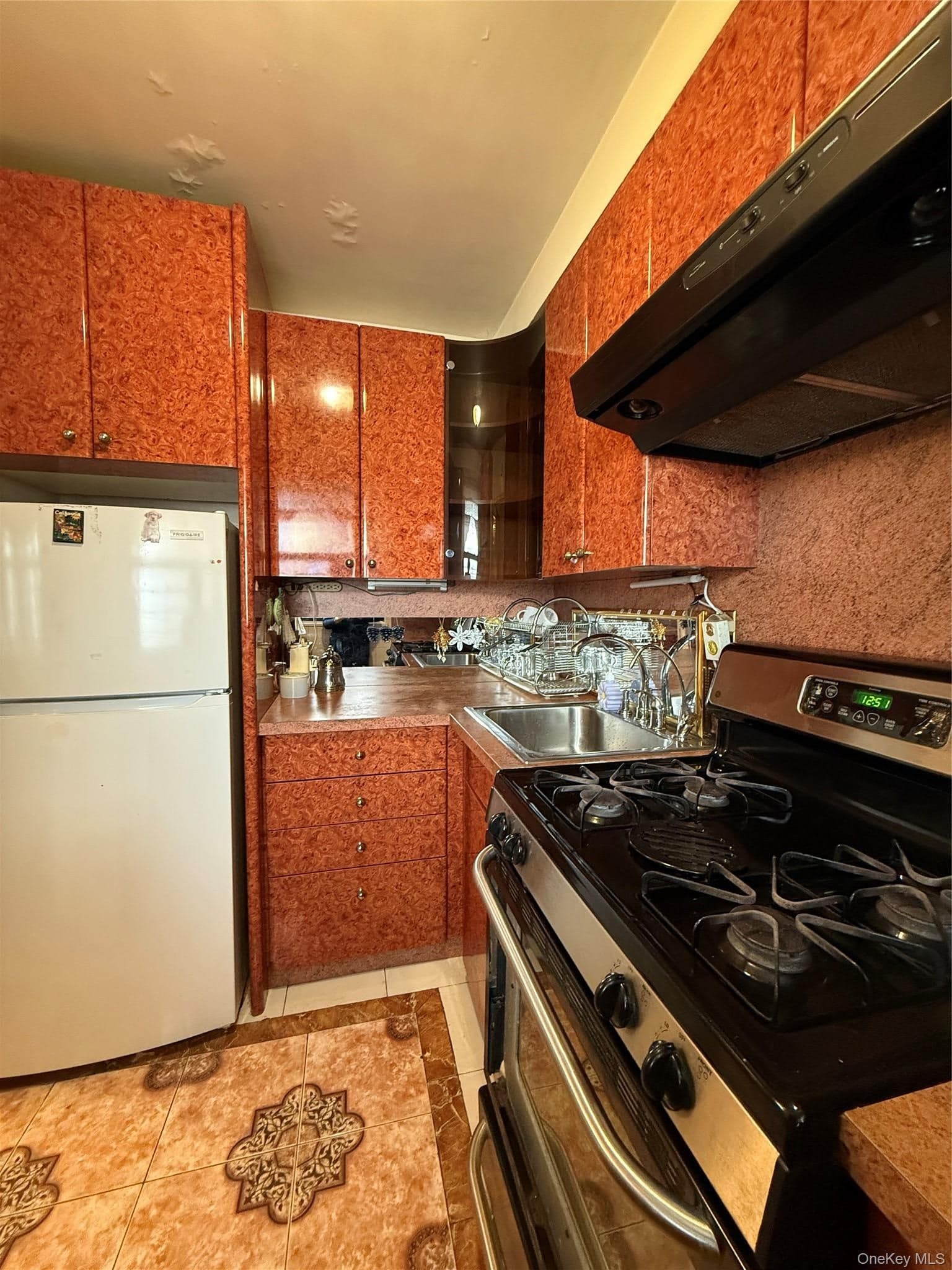 61-45 98th Street Unit: 12 F thumbnail 4