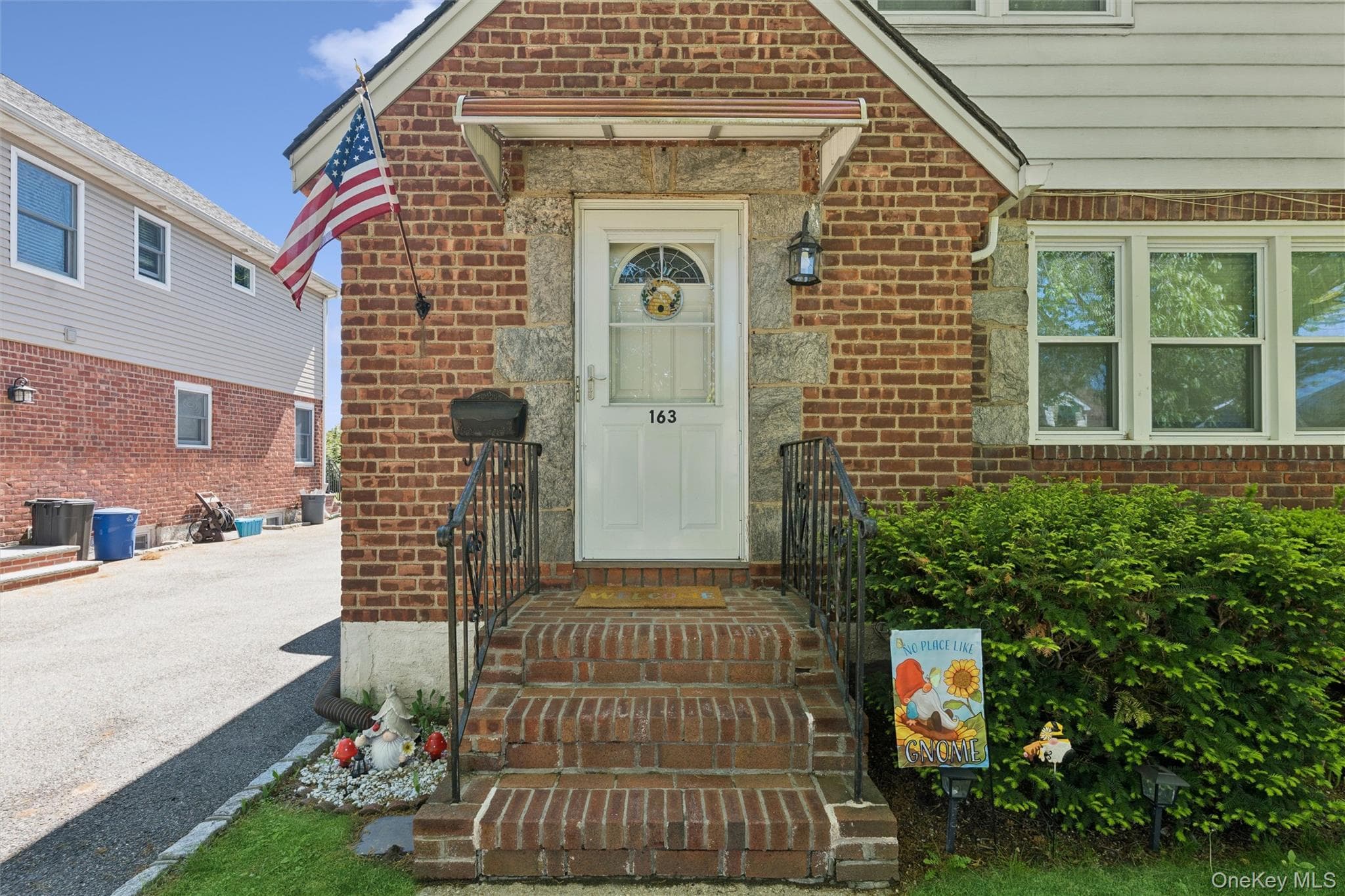 163 Beech Street thumbnail 3
