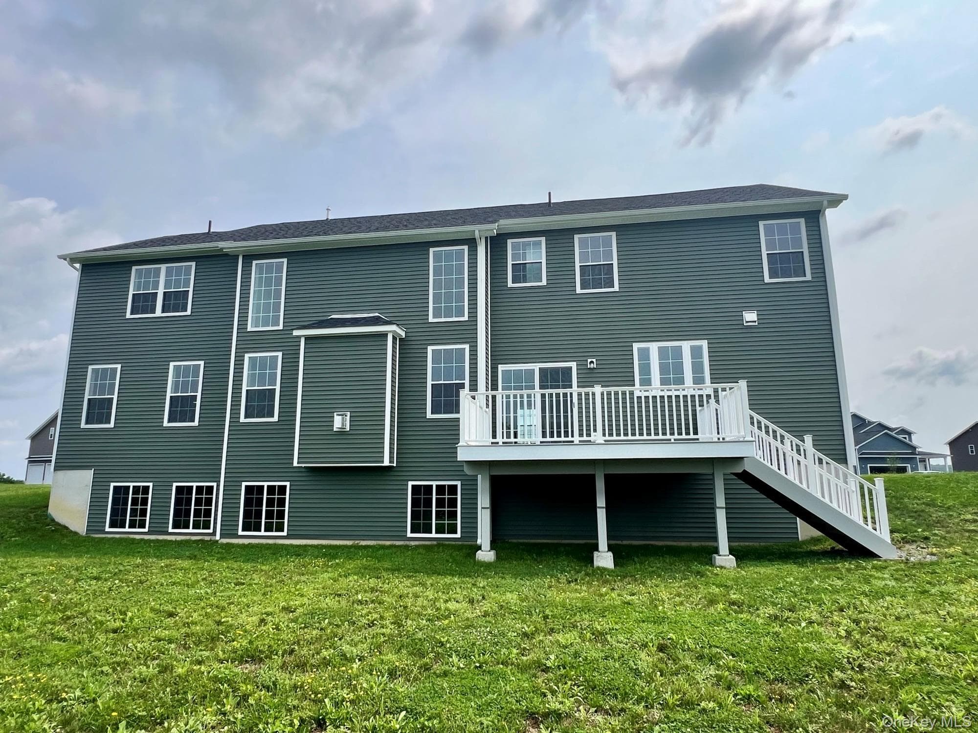 47 Dartmouth Drive thumbnail 2