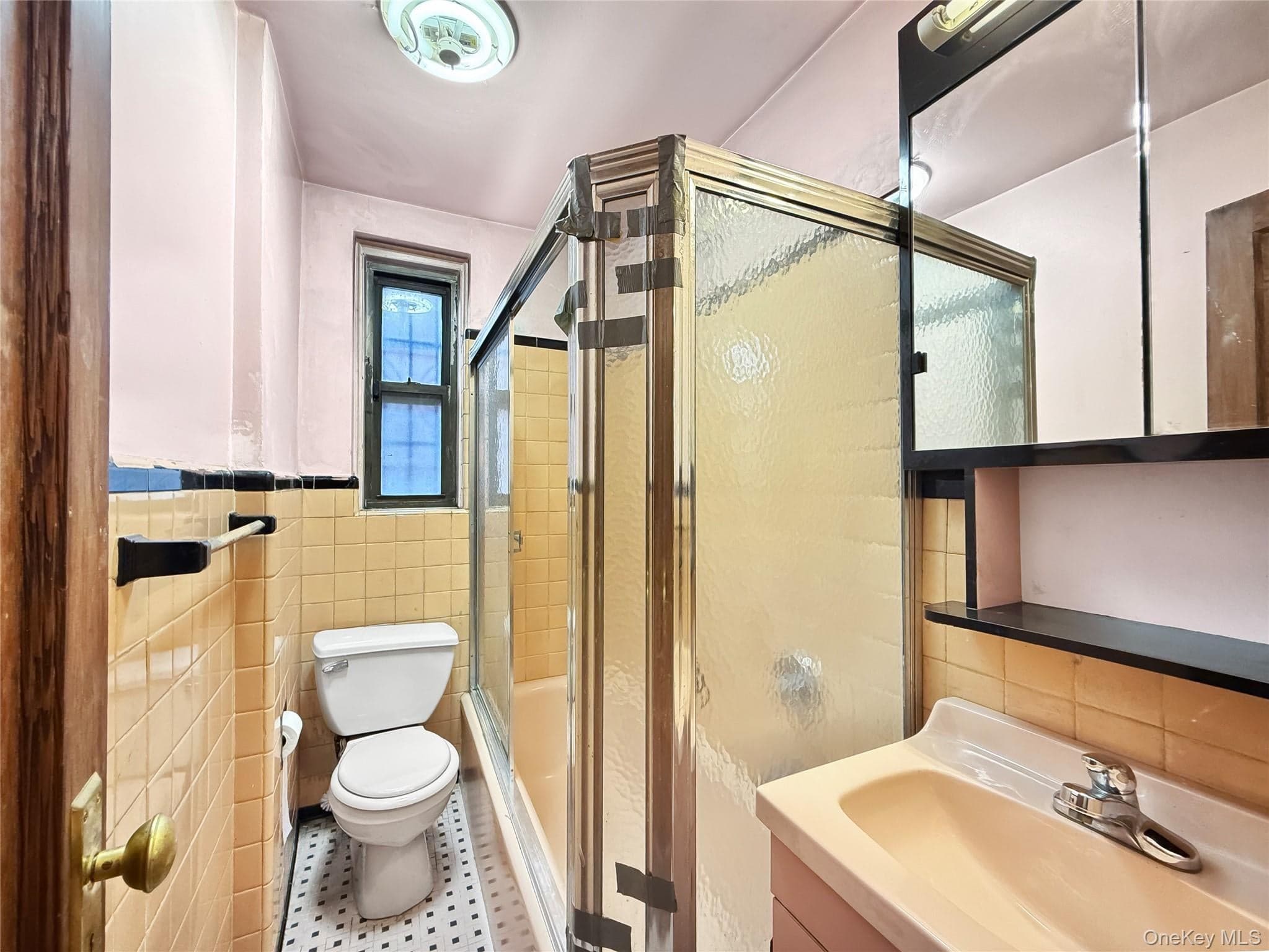 495 E 178th Street Unit: 1E thumbnail 17