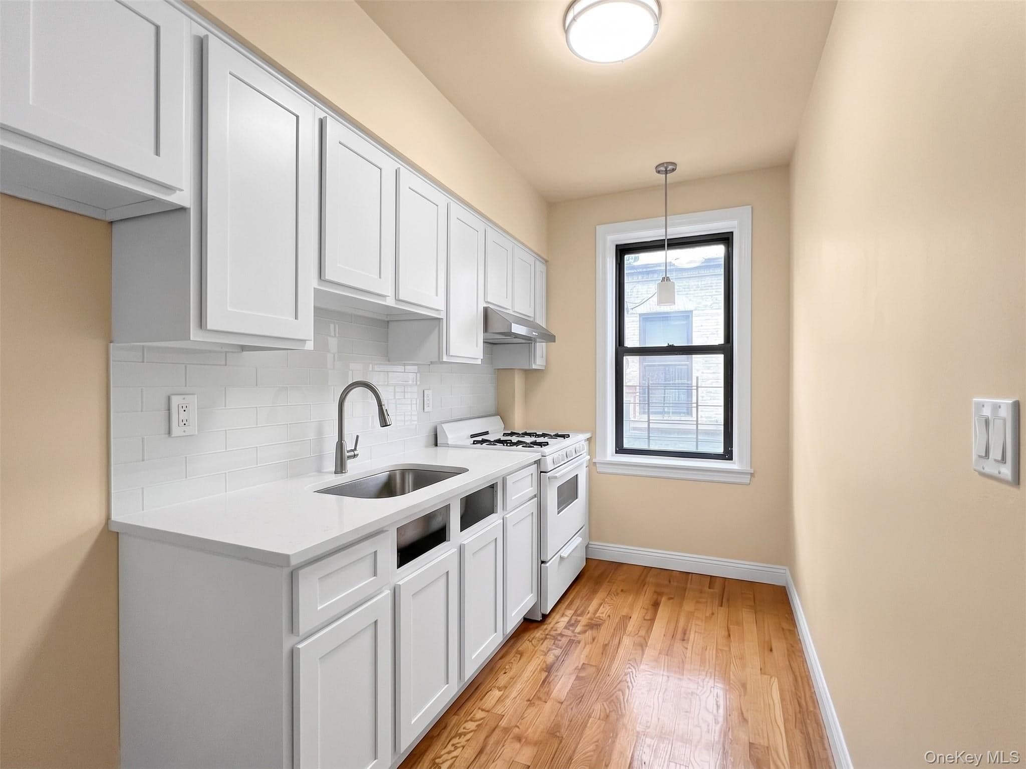 495 E 178th Street Unit: 1E thumbnail 13