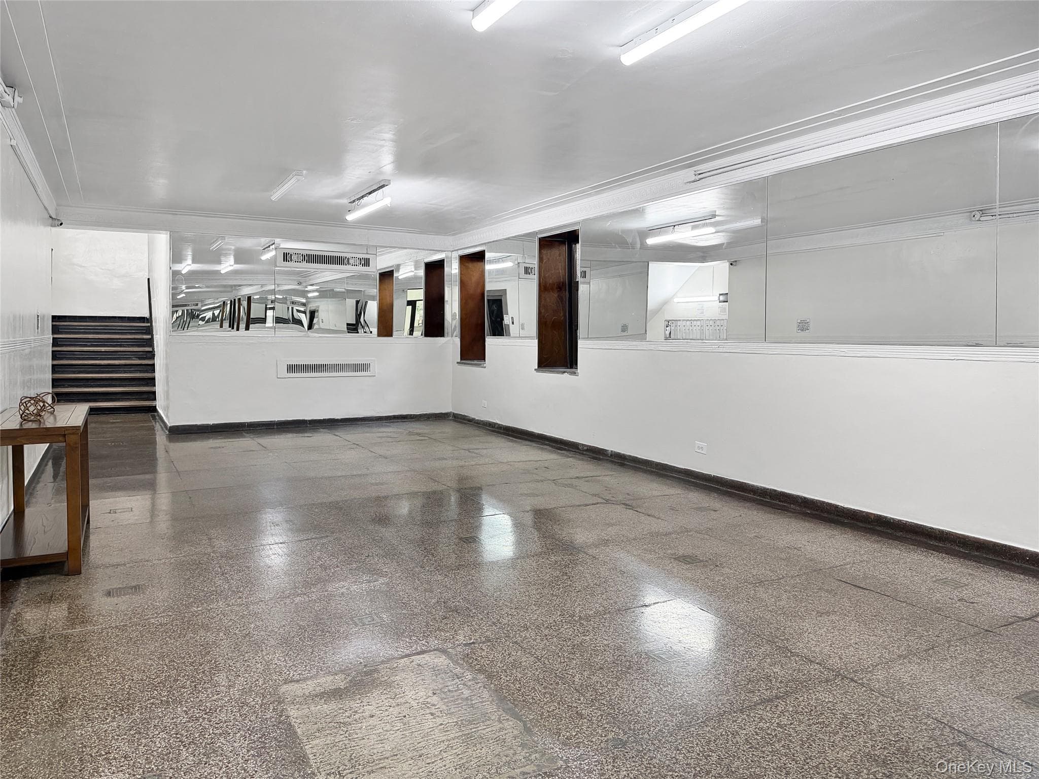 495 E 178th Street Unit: 1E thumbnail 4